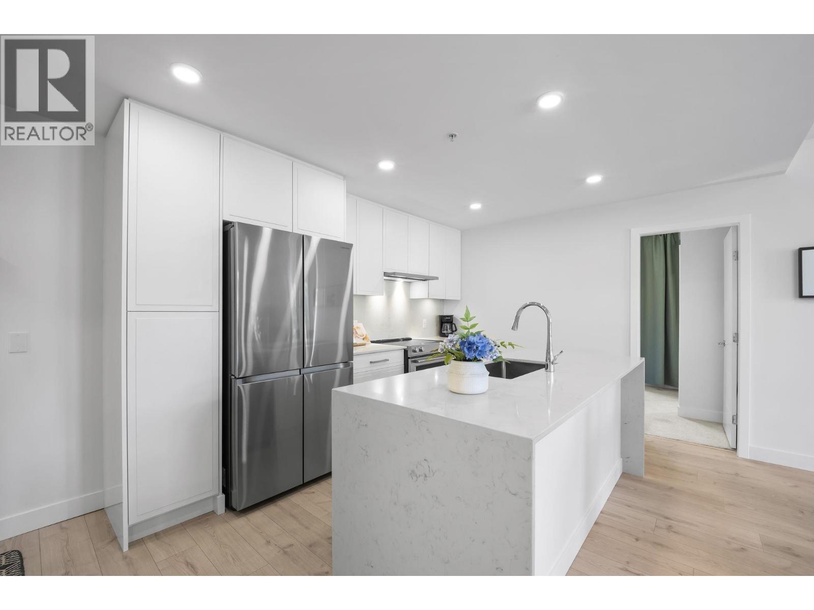 101 700 Clarke Road Property Photo 13