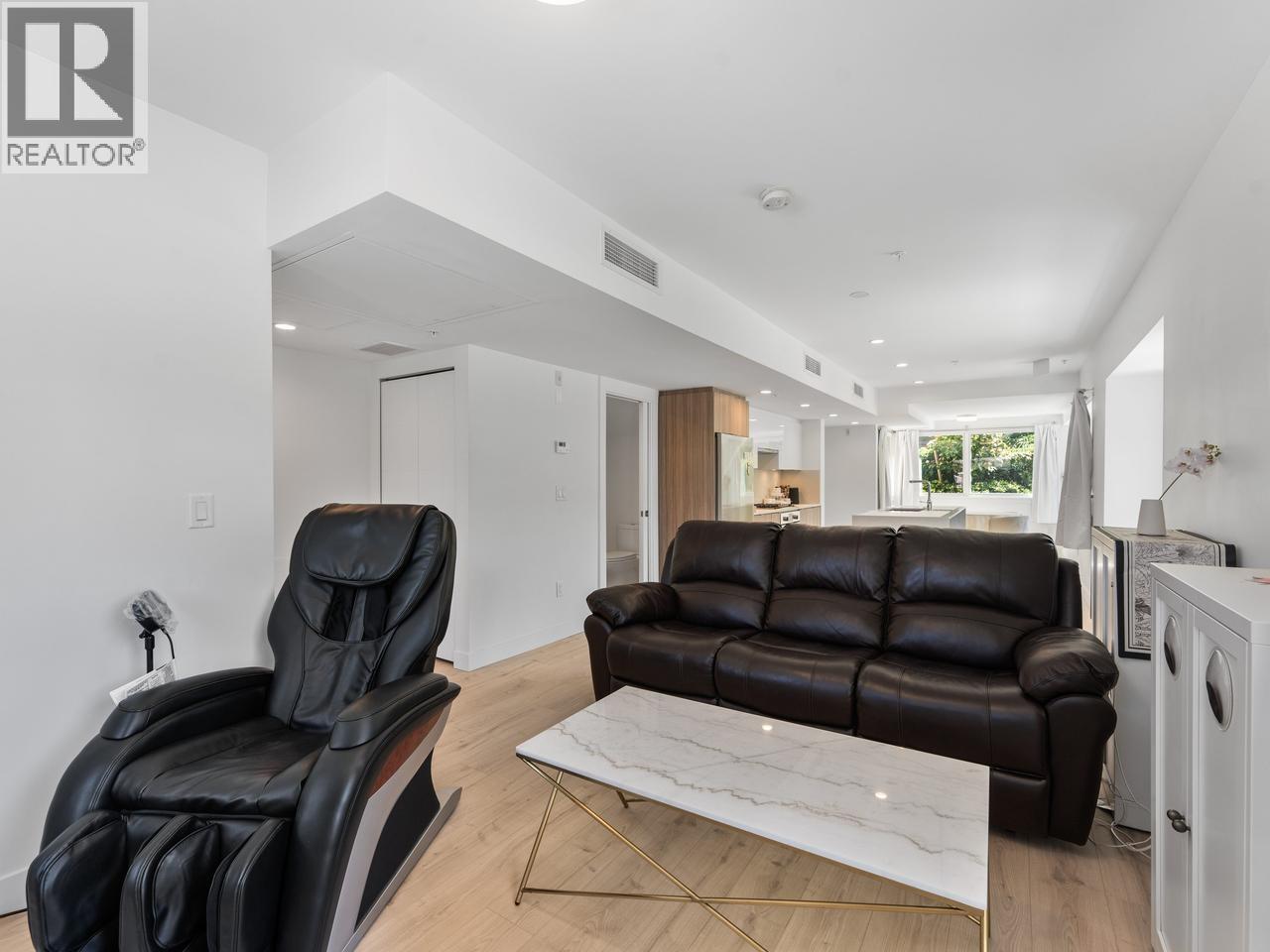 1 8428 Park Road Property Photo 2