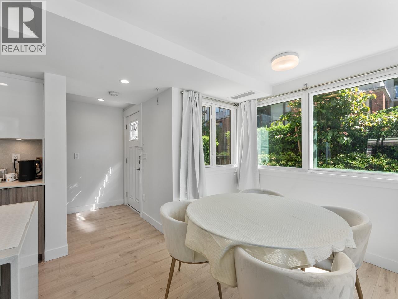 1 8428 Park Road Property Photo 10