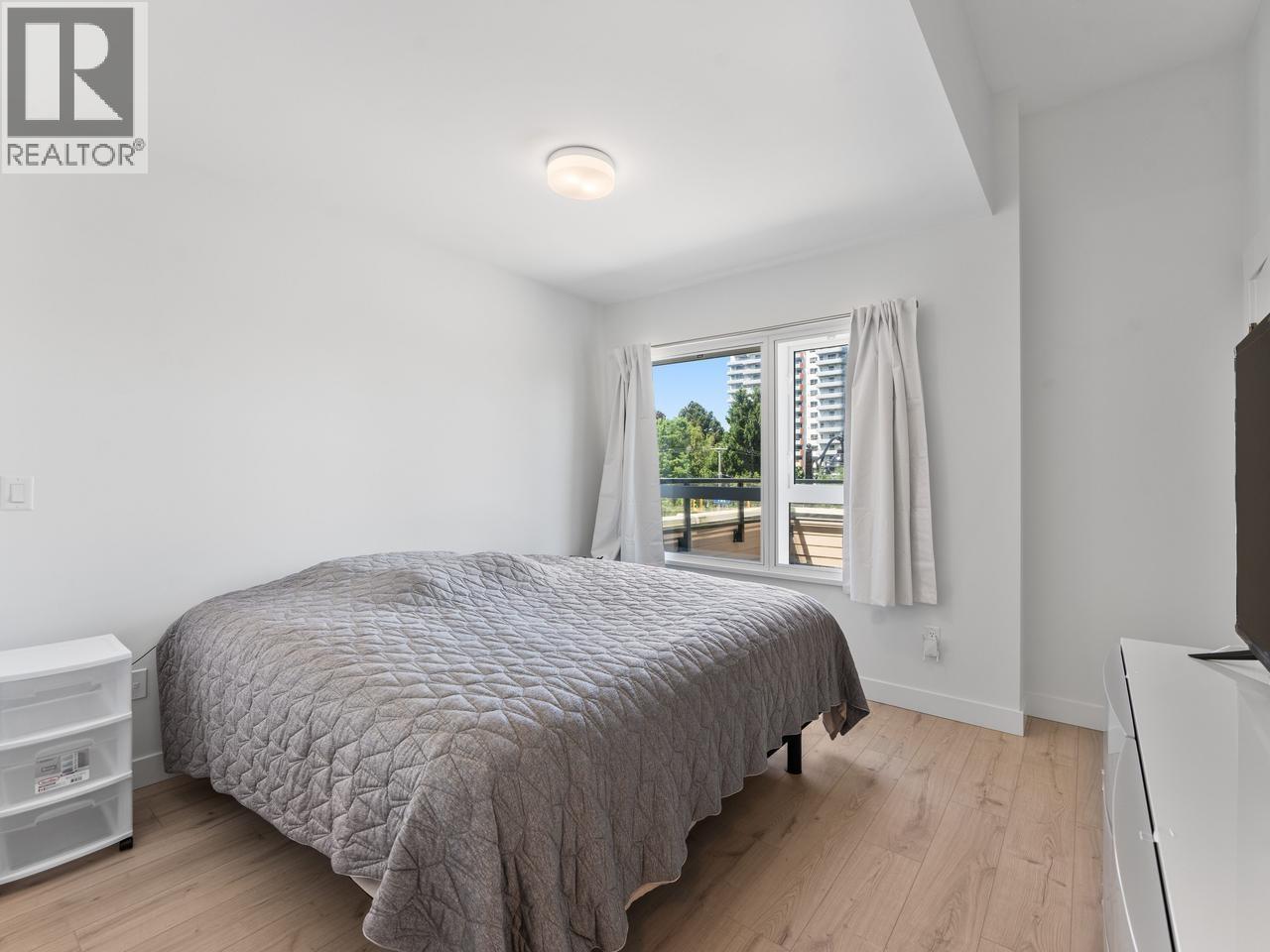 1 8428 Park Road Property Photo 13