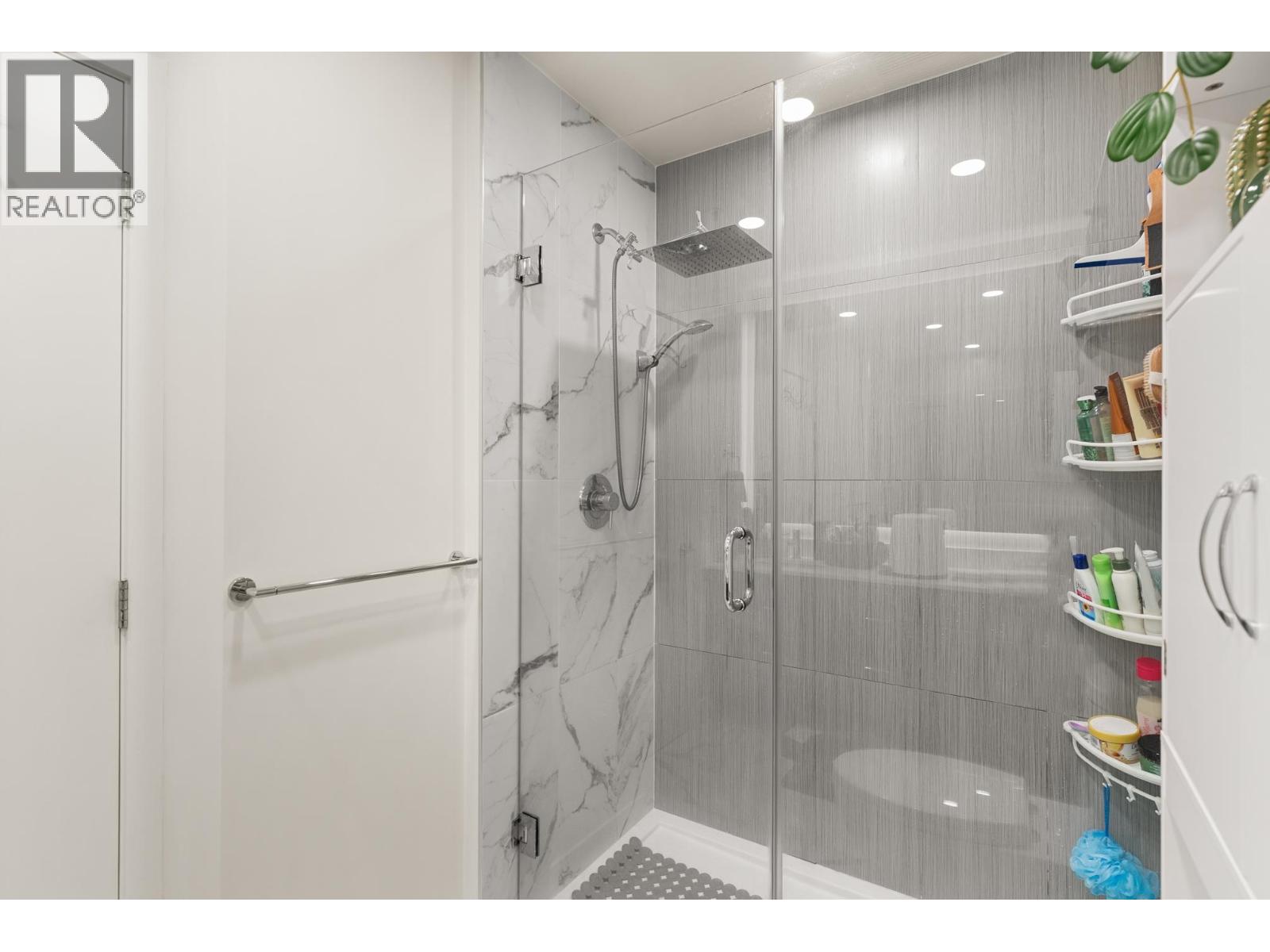 204 1892 Starling Drive Property Photo 13