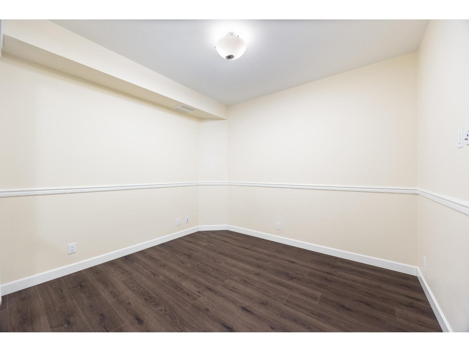 408 20376 86 Avenue Property Photo 19