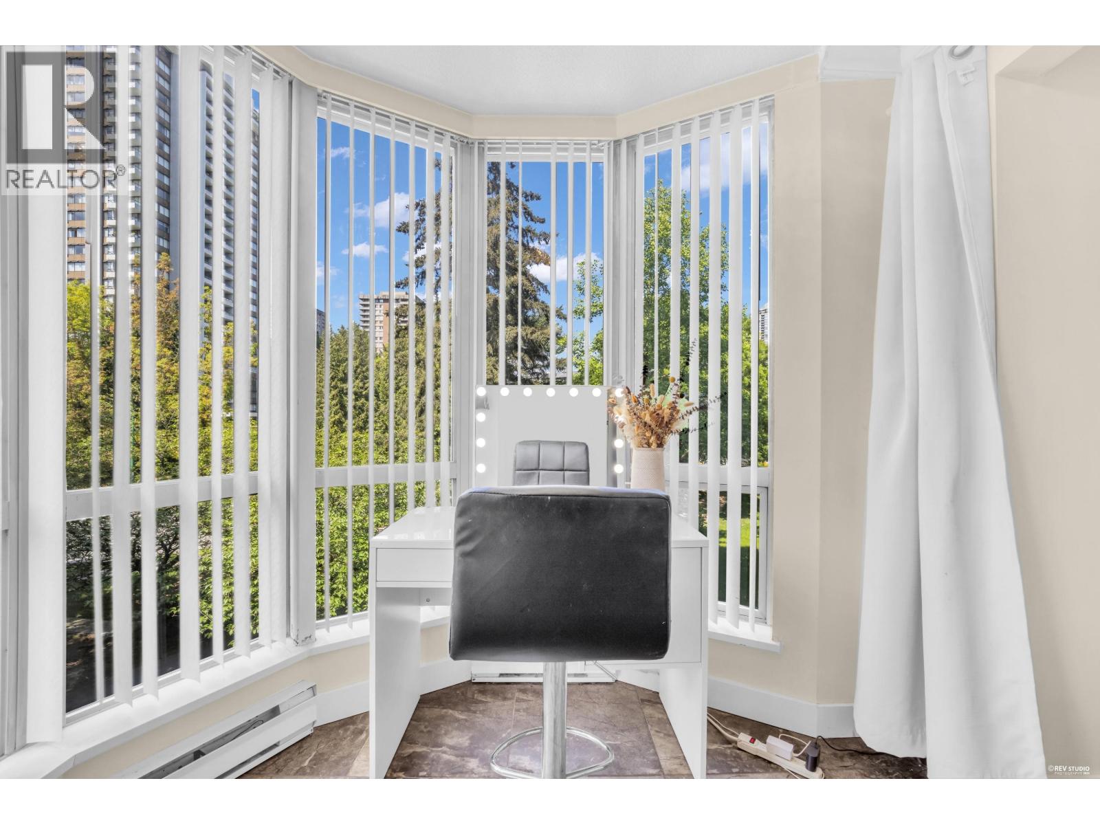 505 9633 Manchester Drive Property Photo 12