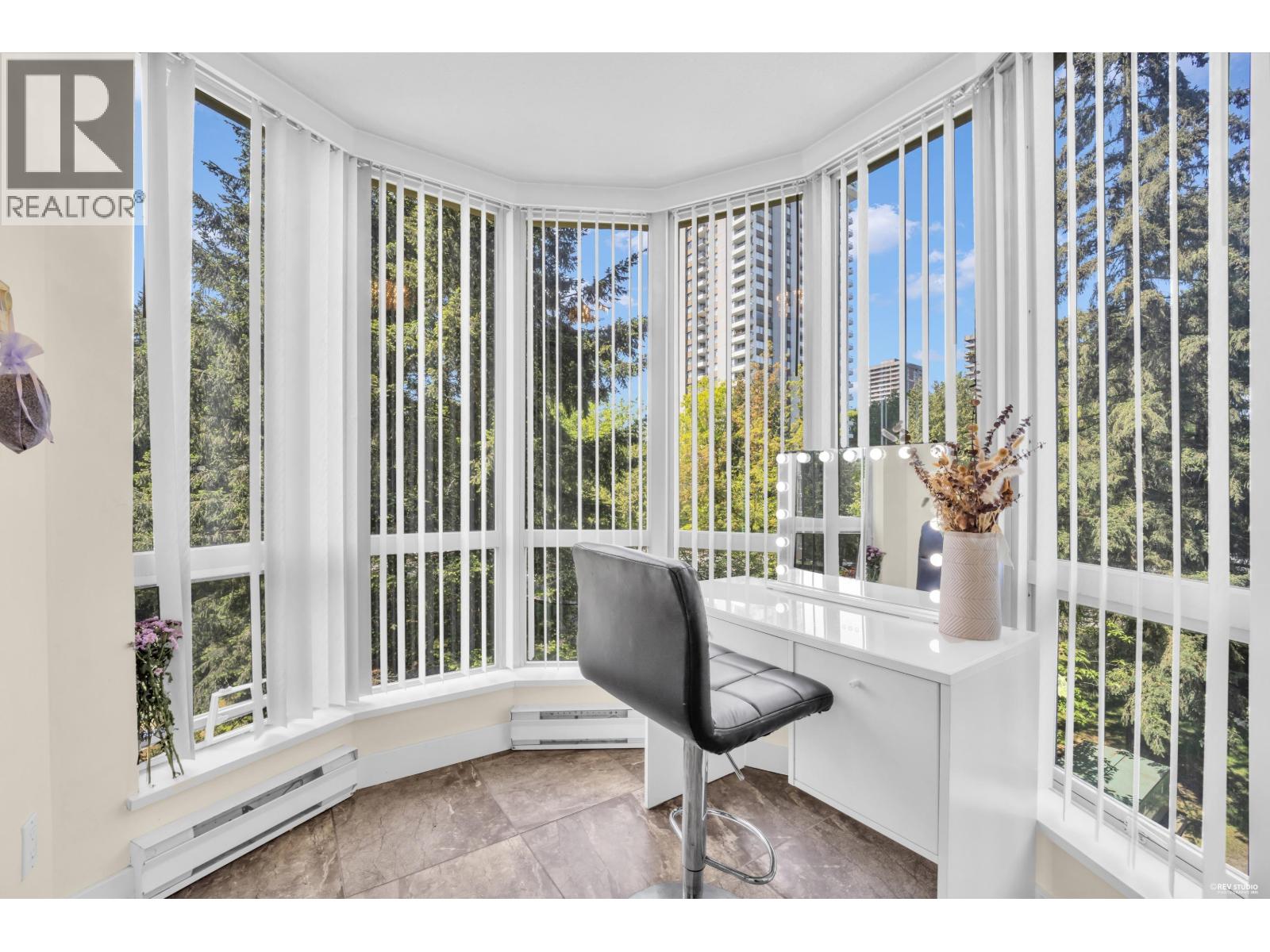 505 9633 Manchester Drive Property Photo 13