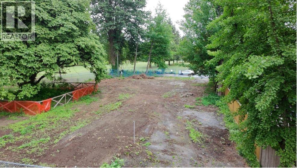 20777 Lorne Avenue Property Photo 6
