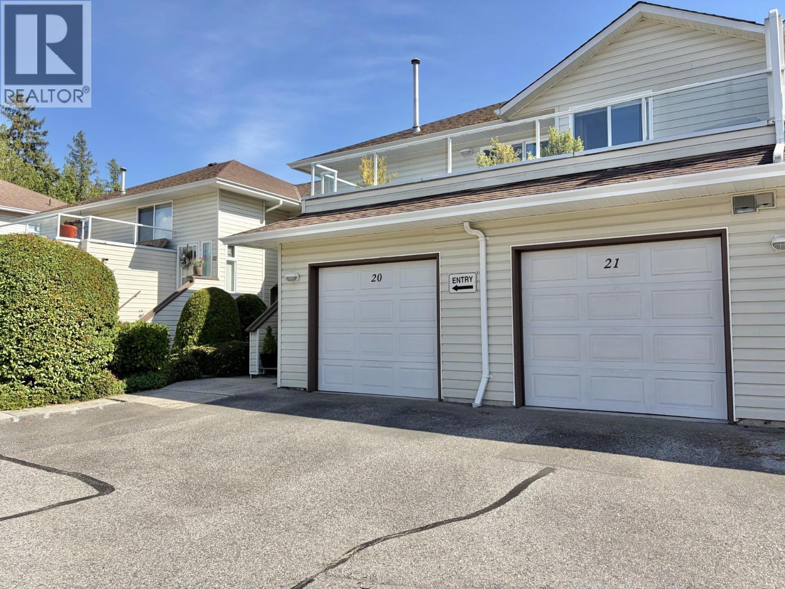 21 5610 Trail Avenue Photo de la propriété 1