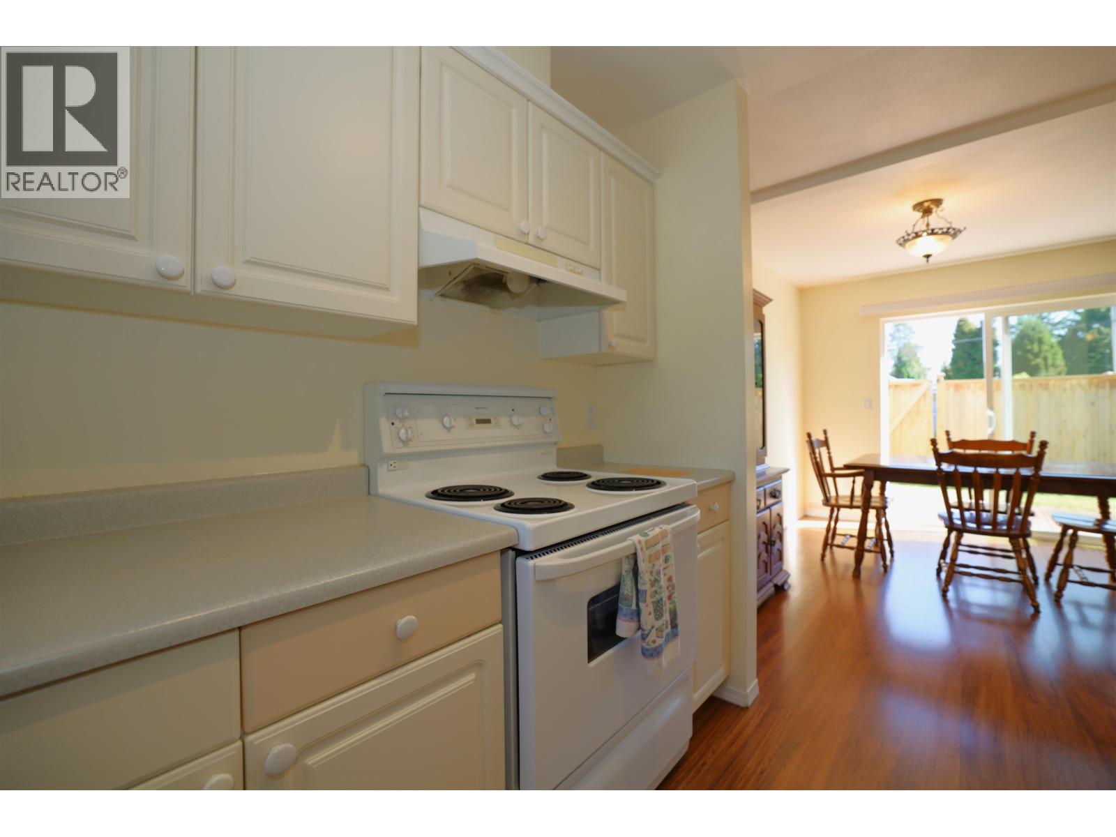 21 5610 Trail Avenue Property Photo 5