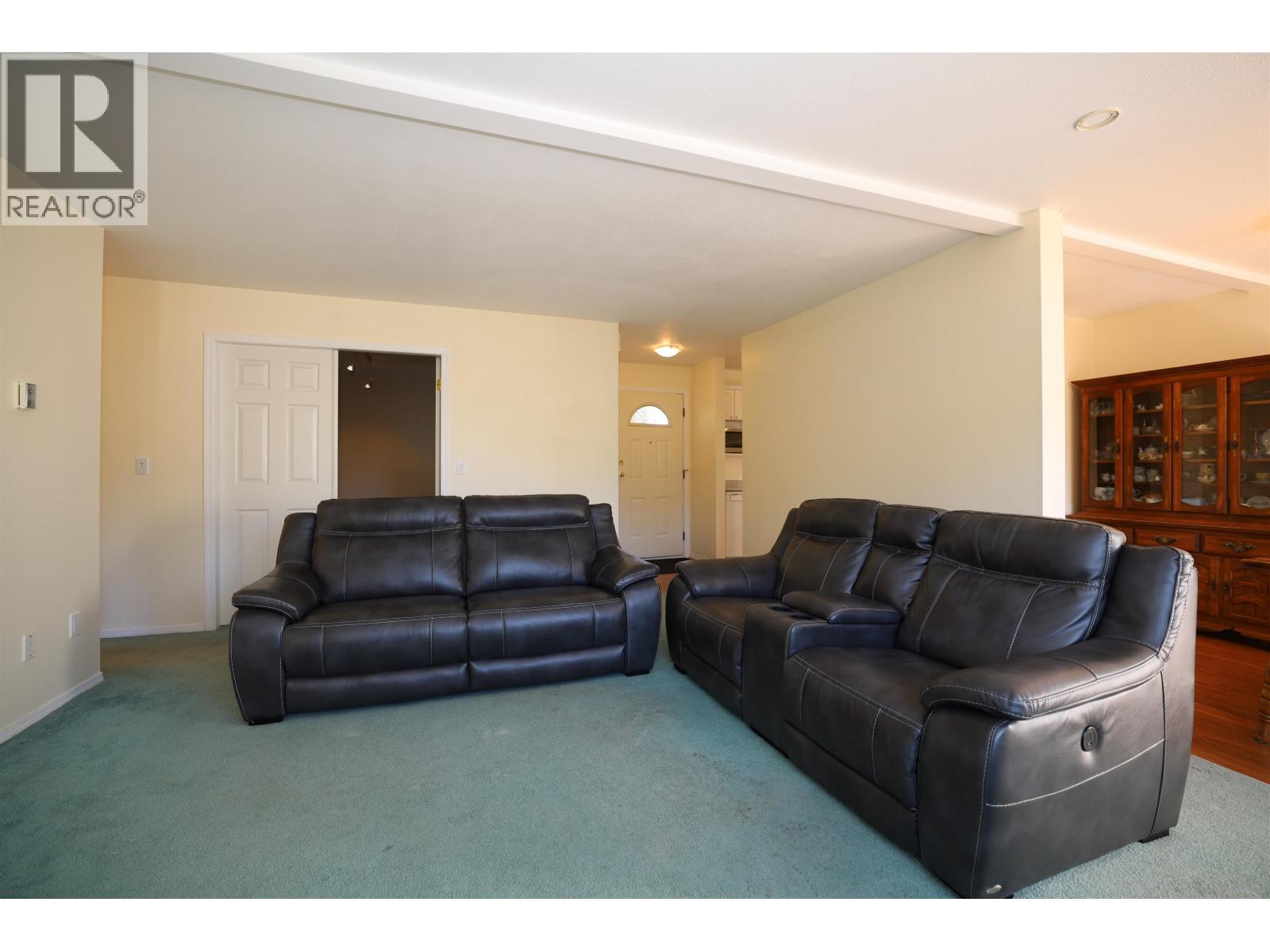 21 5610 Trail Avenue Property Photo 12