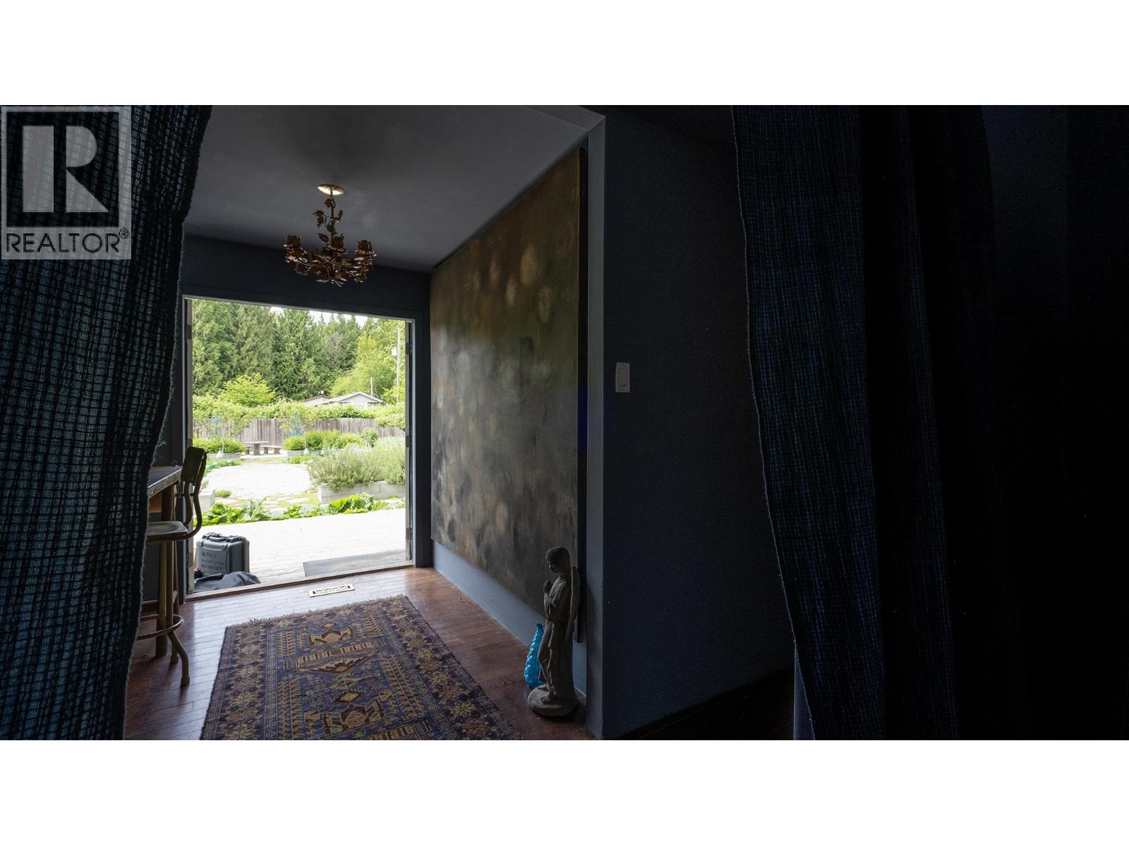 577 Pratt Road Property Photo 13