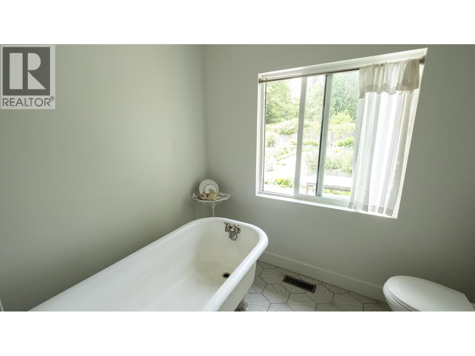 577 Pratt Road Property Photo 20