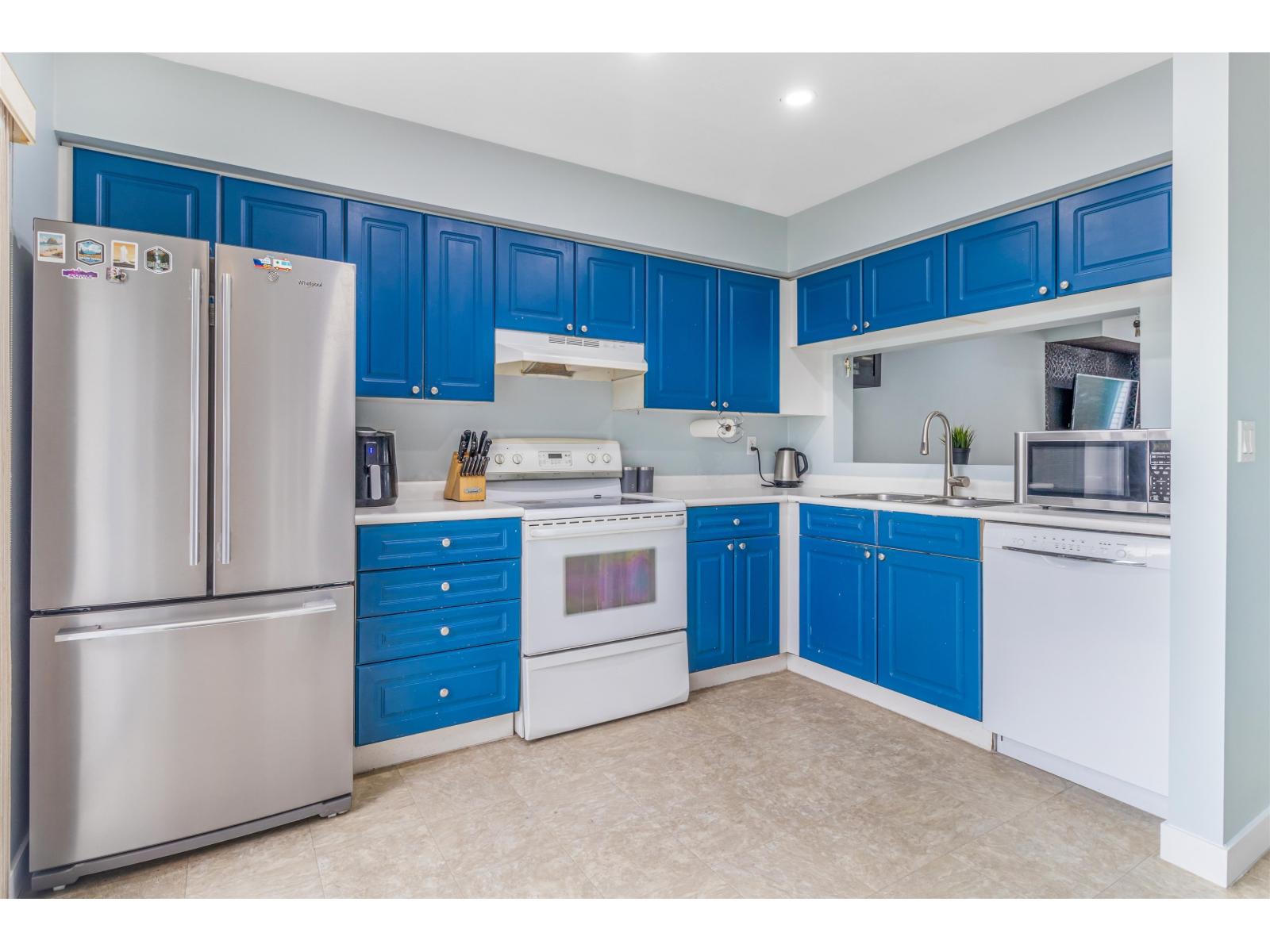 38 13706 74 Avenue Property Photo 10