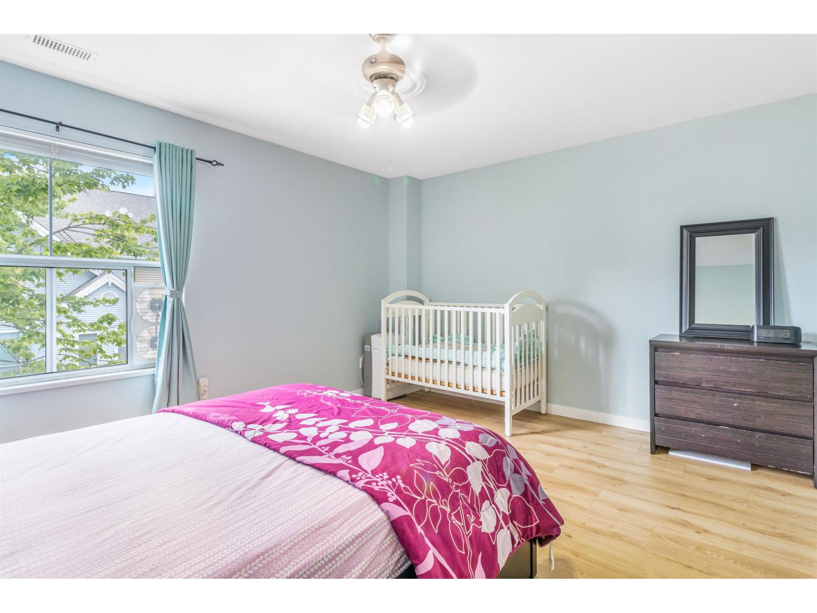 38 13706 74 Avenue Property Photo 12