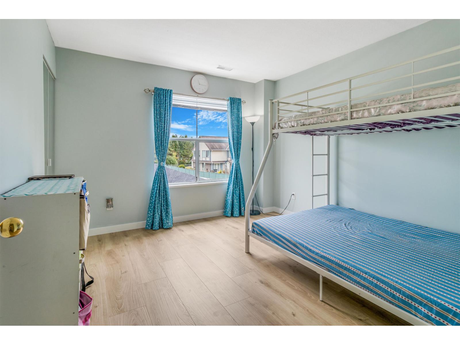 38 13706 74 Avenue Property Photo 15