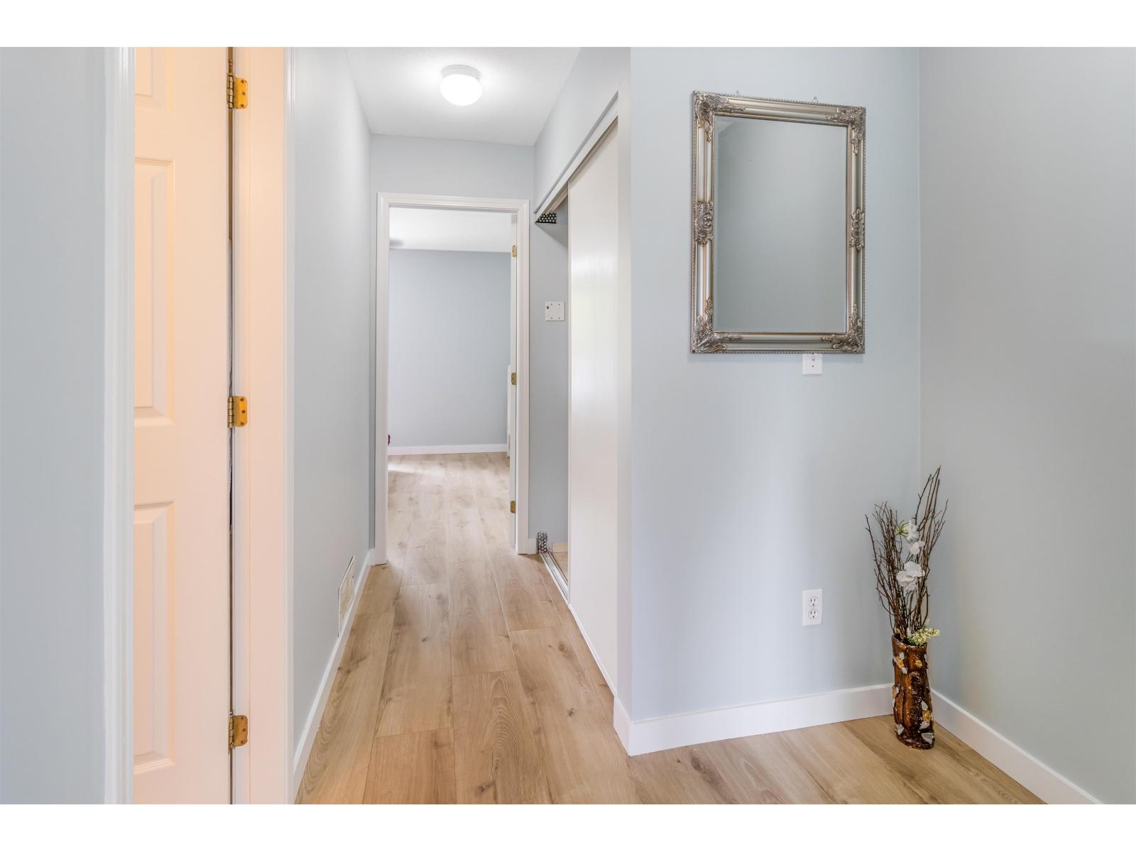 38 13706 74 Avenue Property Photo 19