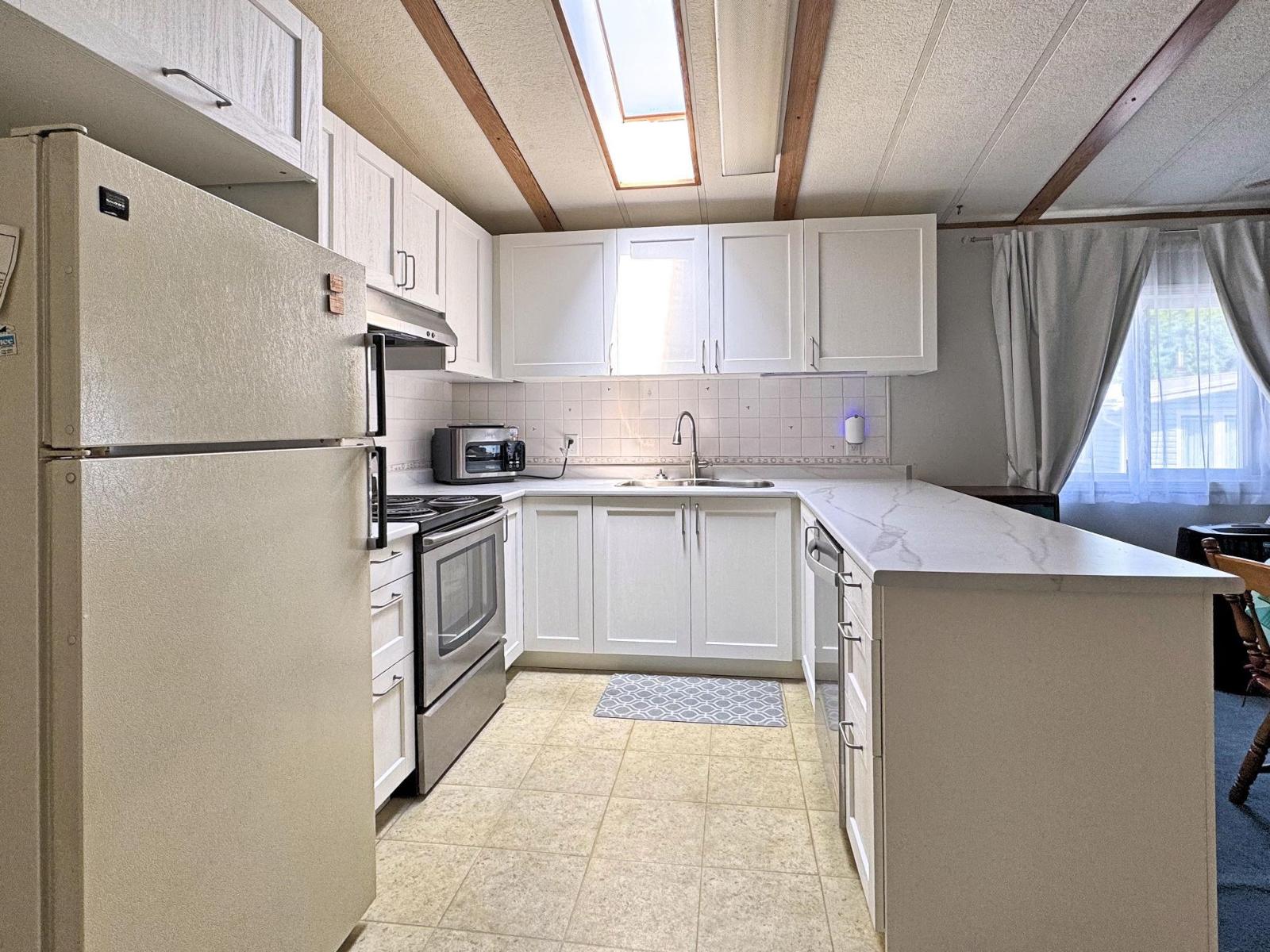 48 13507 81 Avenue Property Photo 7