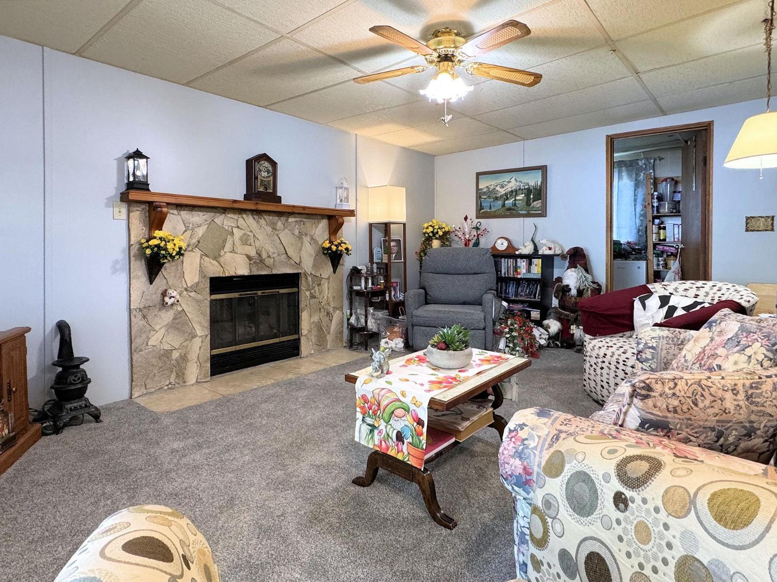 48 13507 81 Avenue Property Photo 12
