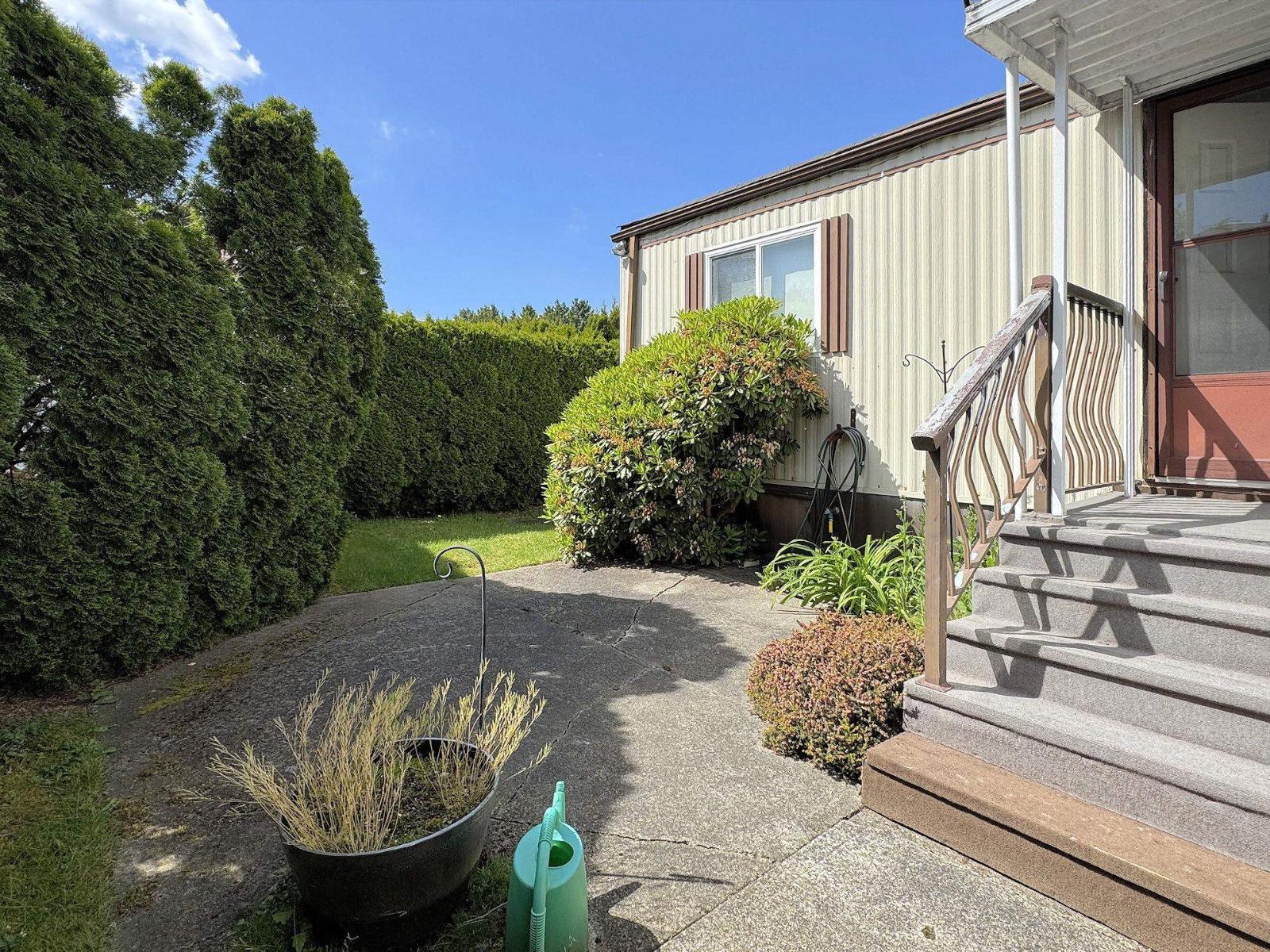 48 13507 81 Avenue Property Photo 17
