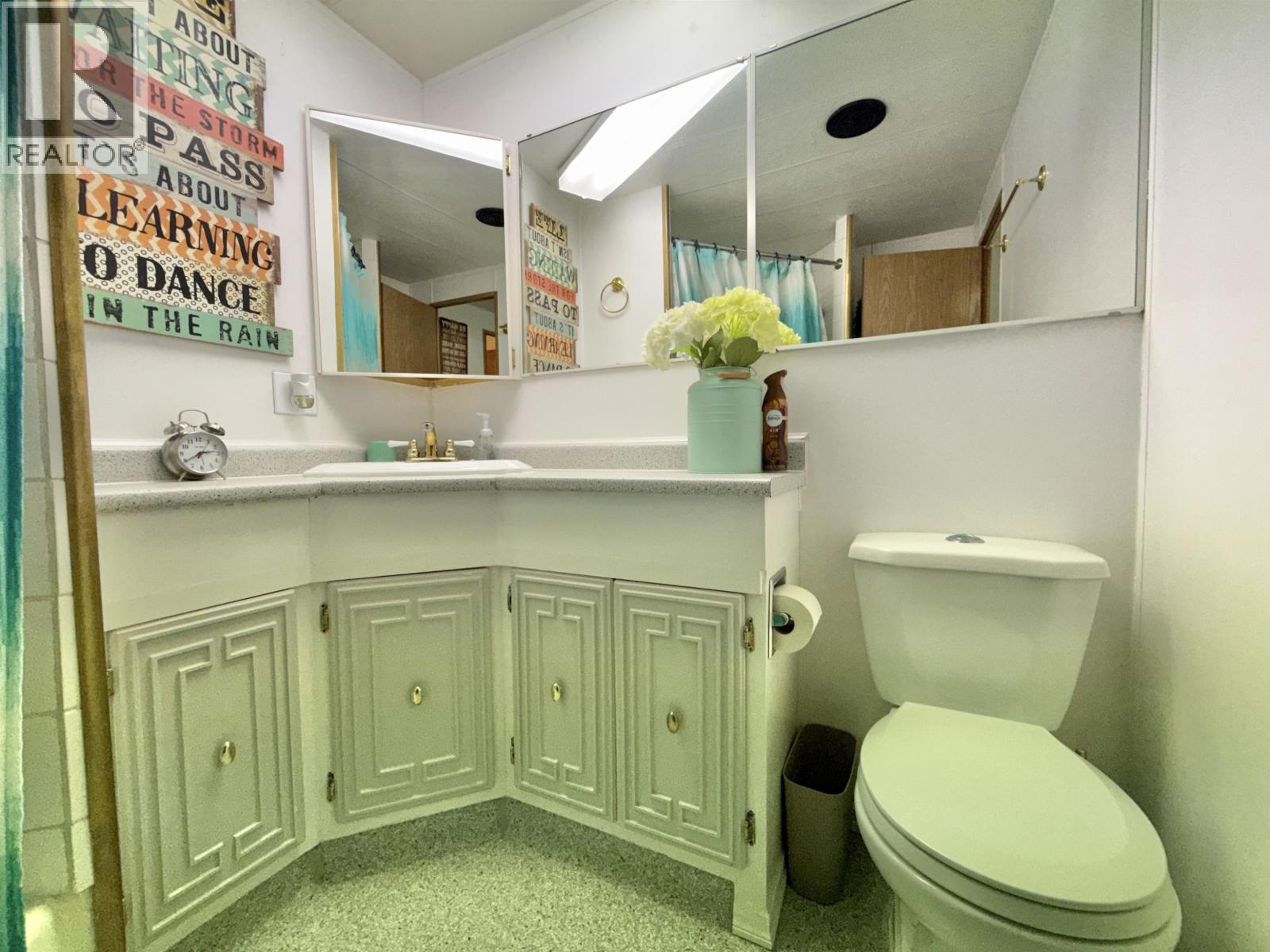 29 654 North Fraser Drive Property Photo 22