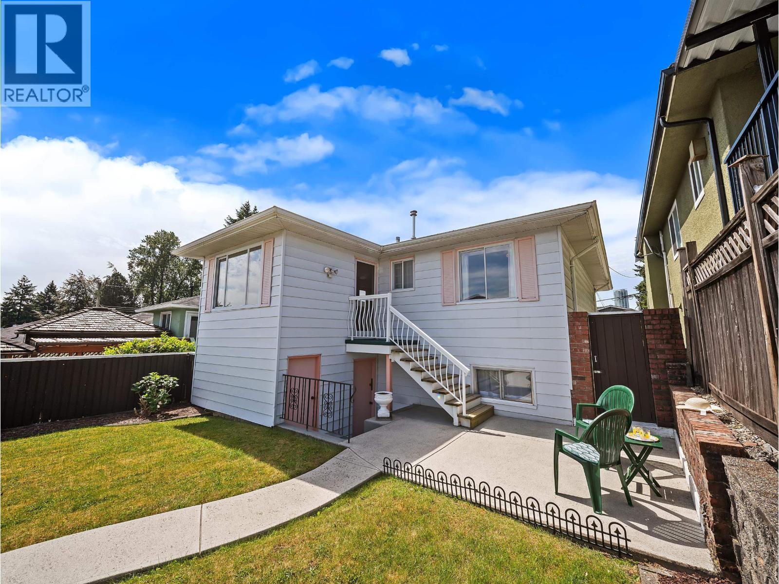 7766 Davies Street Property Photo 2
