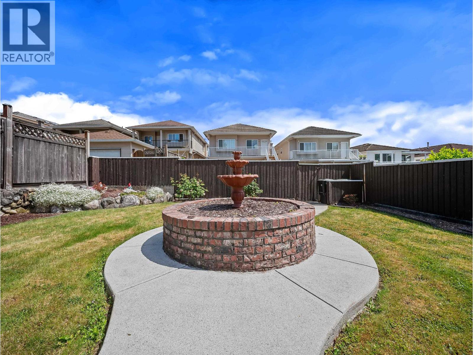 7766 Davies Street Property Photo 8