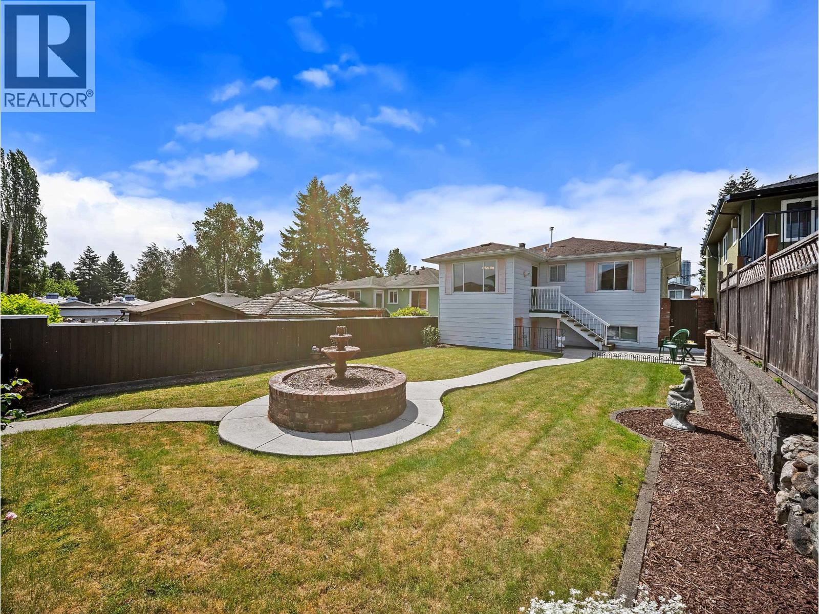 7766 Davies Street Property Photo 10