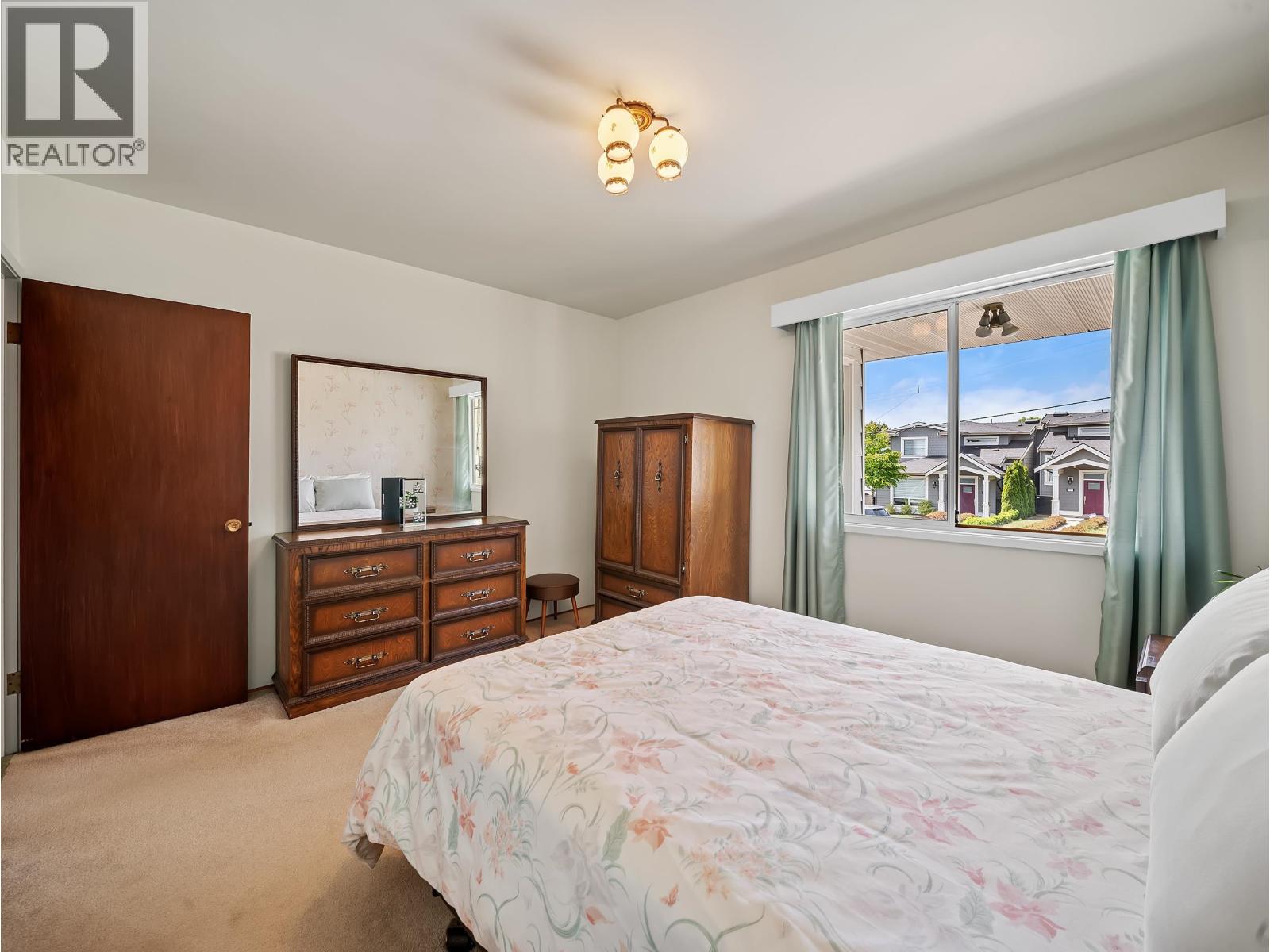 7766 Davies Street Property Photo 14
