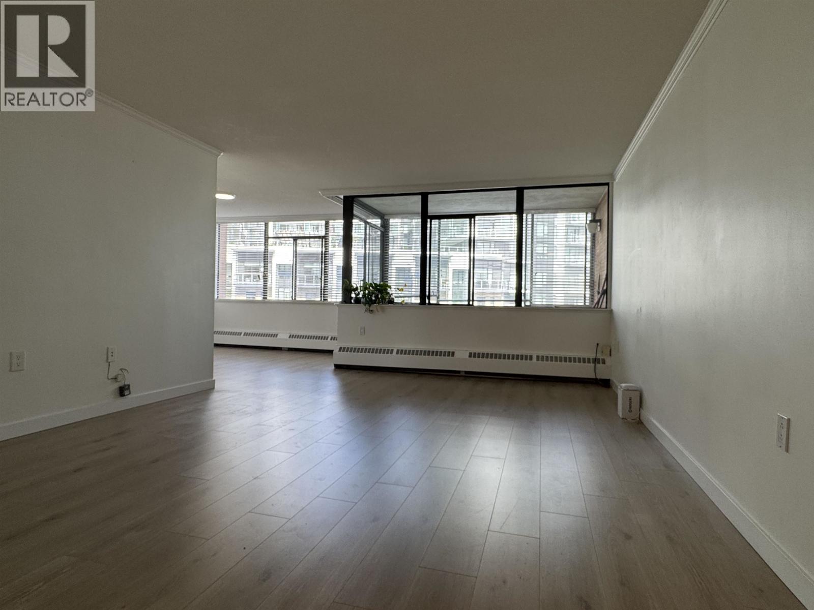 303 6651 Minoru Boulevard Property Photo 4