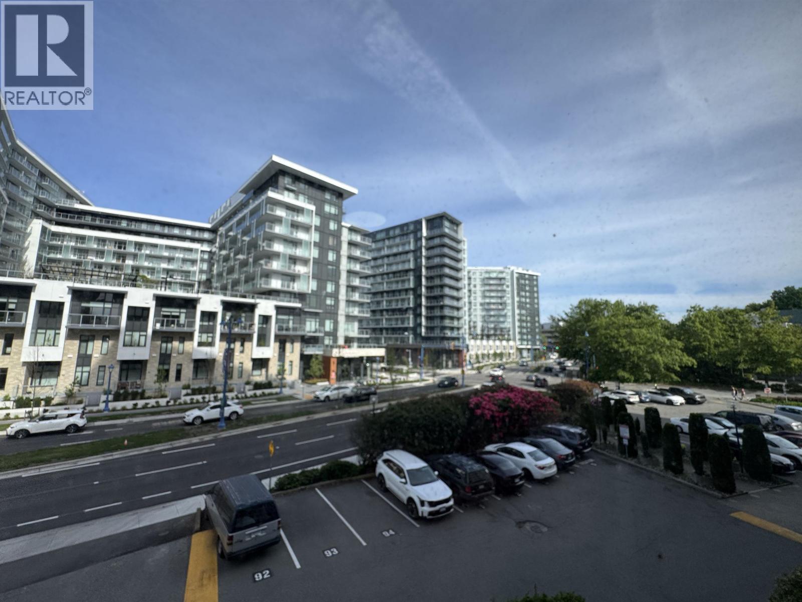 303 6651 Minoru Boulevard Property Photo 11