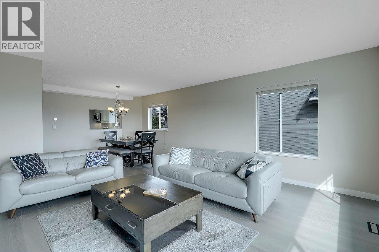 208 1140 Castle Crescent Property Photo 6