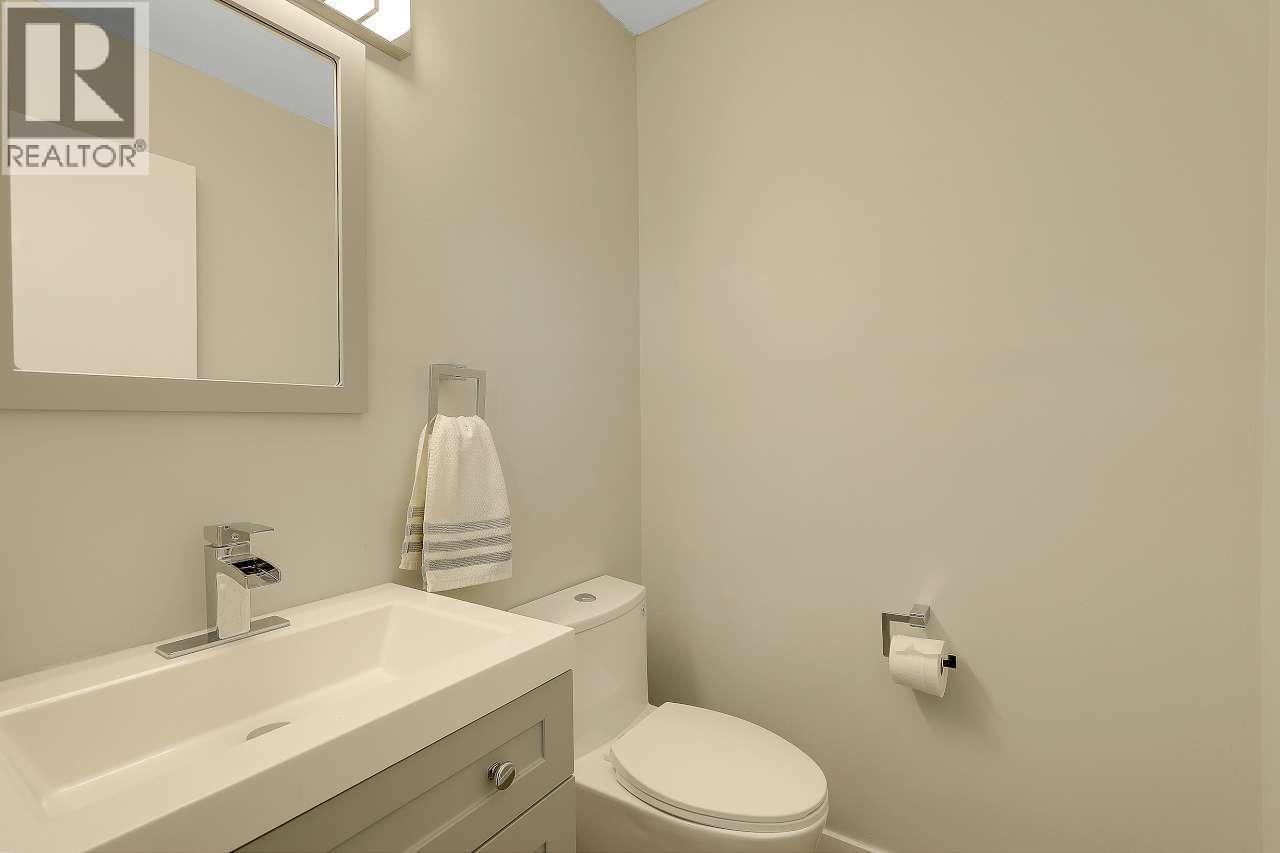 208 1140 Castle Crescent Property Photo 20