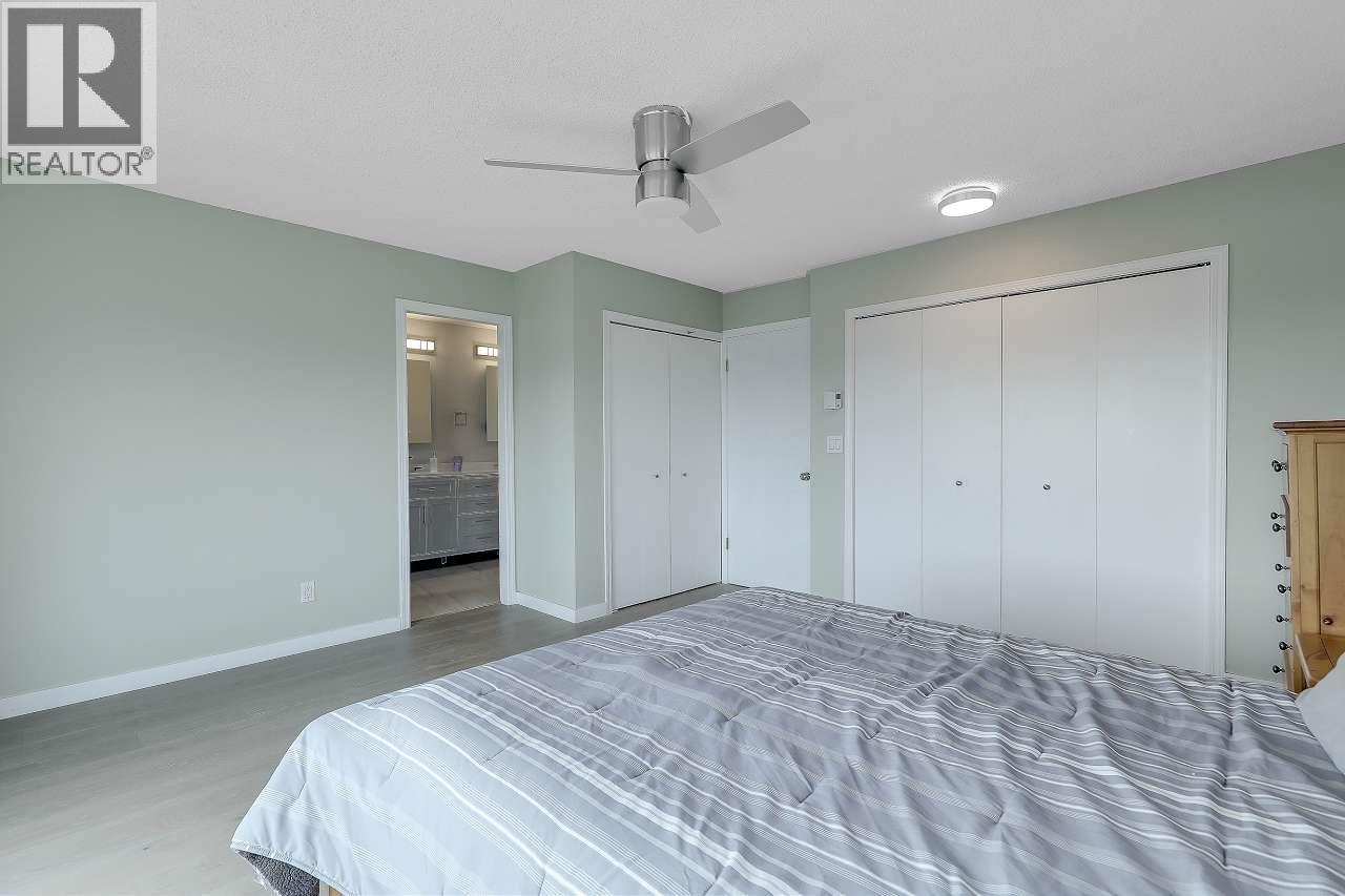 208 1140 Castle Crescent Property Photo 26