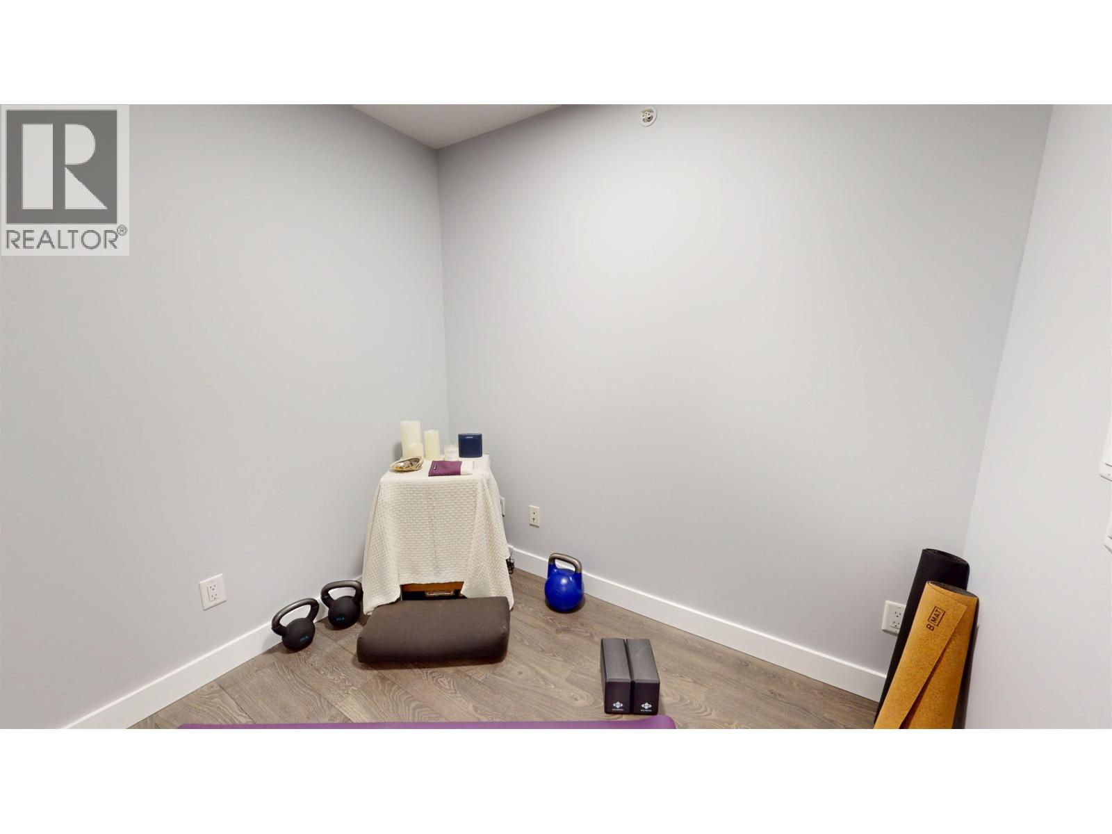 201 231 E Pender Street Property Photo 12