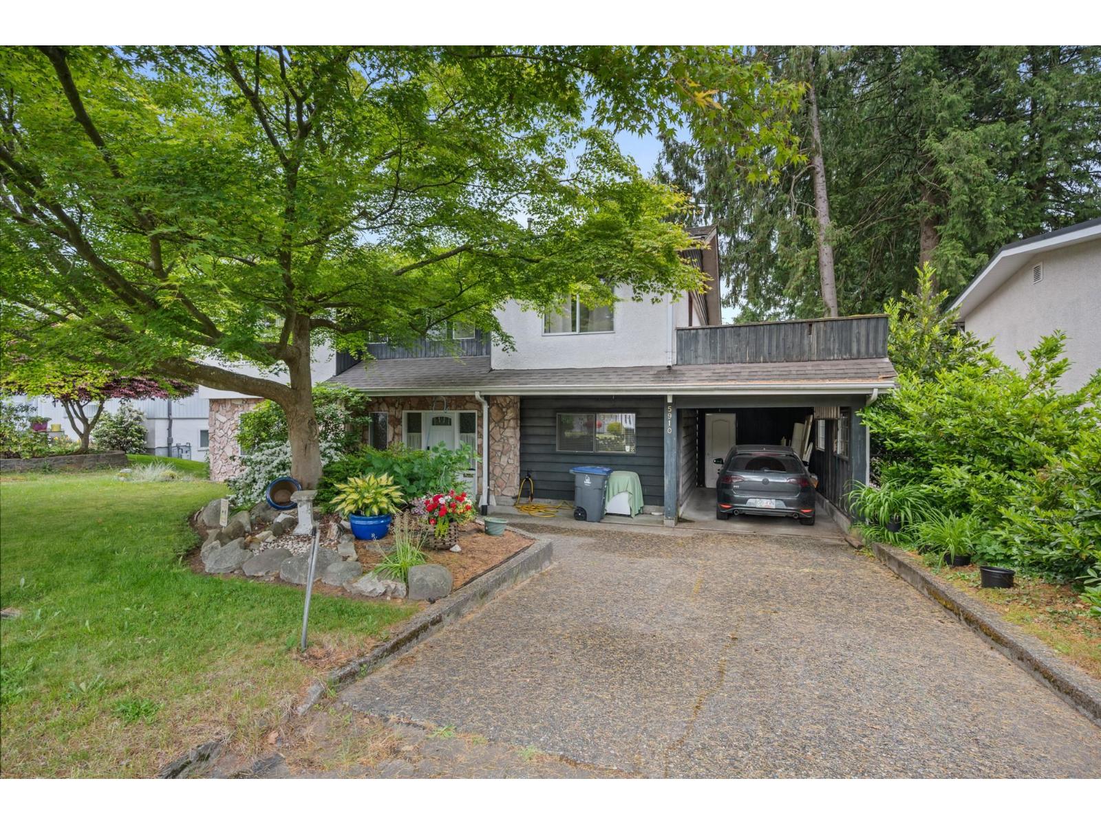 5910 135 Street Property Photo 2