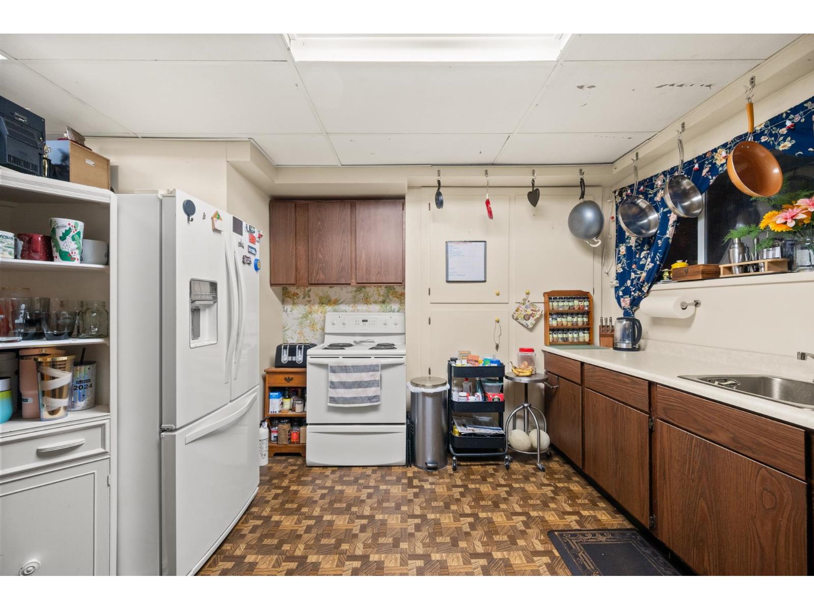 5910 135 Street Property Photo 24