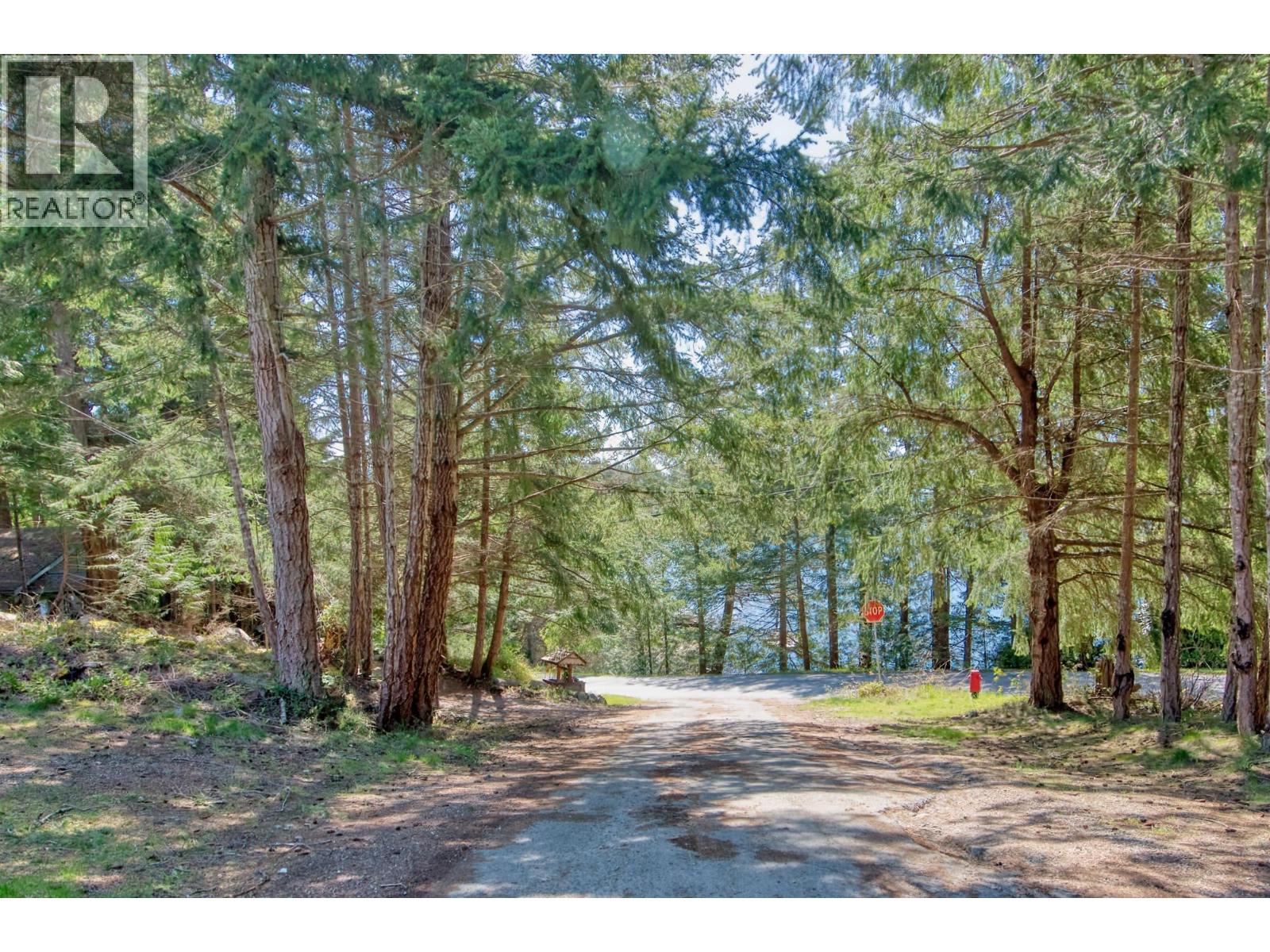 12814 Alexander Road Property Photo 14