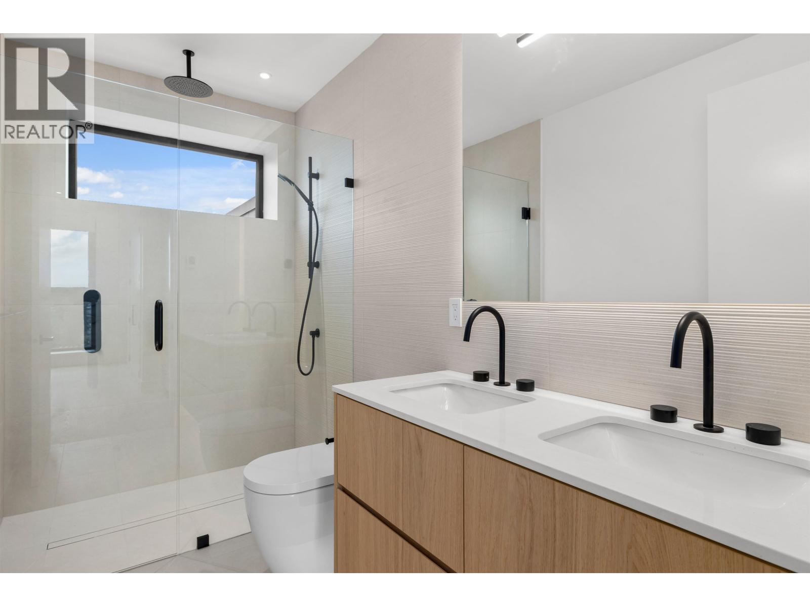 4470 Ash Street Property Photo 21