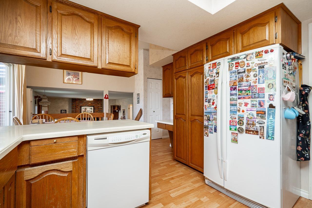 10764 Fraserglen Drive Property Photo 16