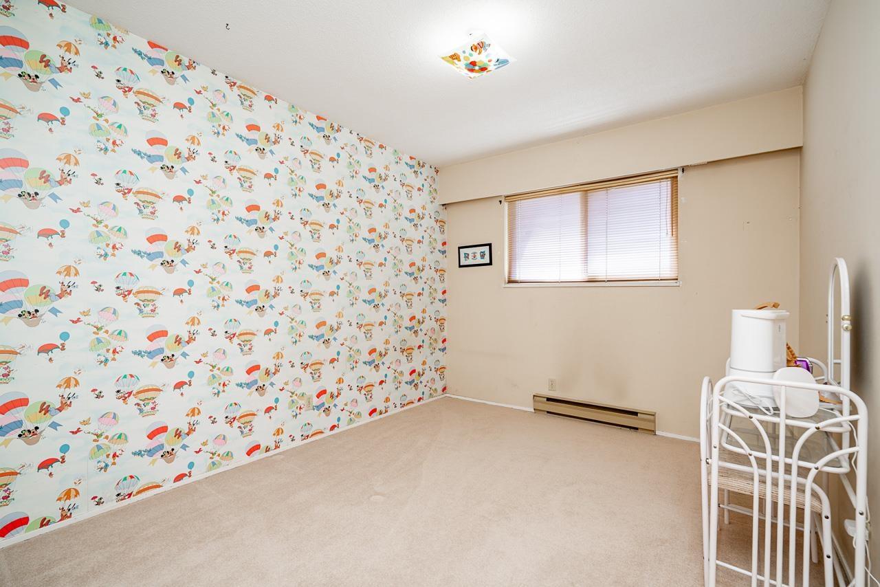 10764 Fraserglen Drive Property Photo 23