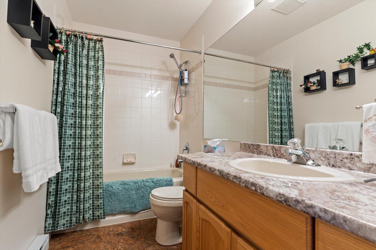 54 3110 Trafalgar Street Property Photo 21