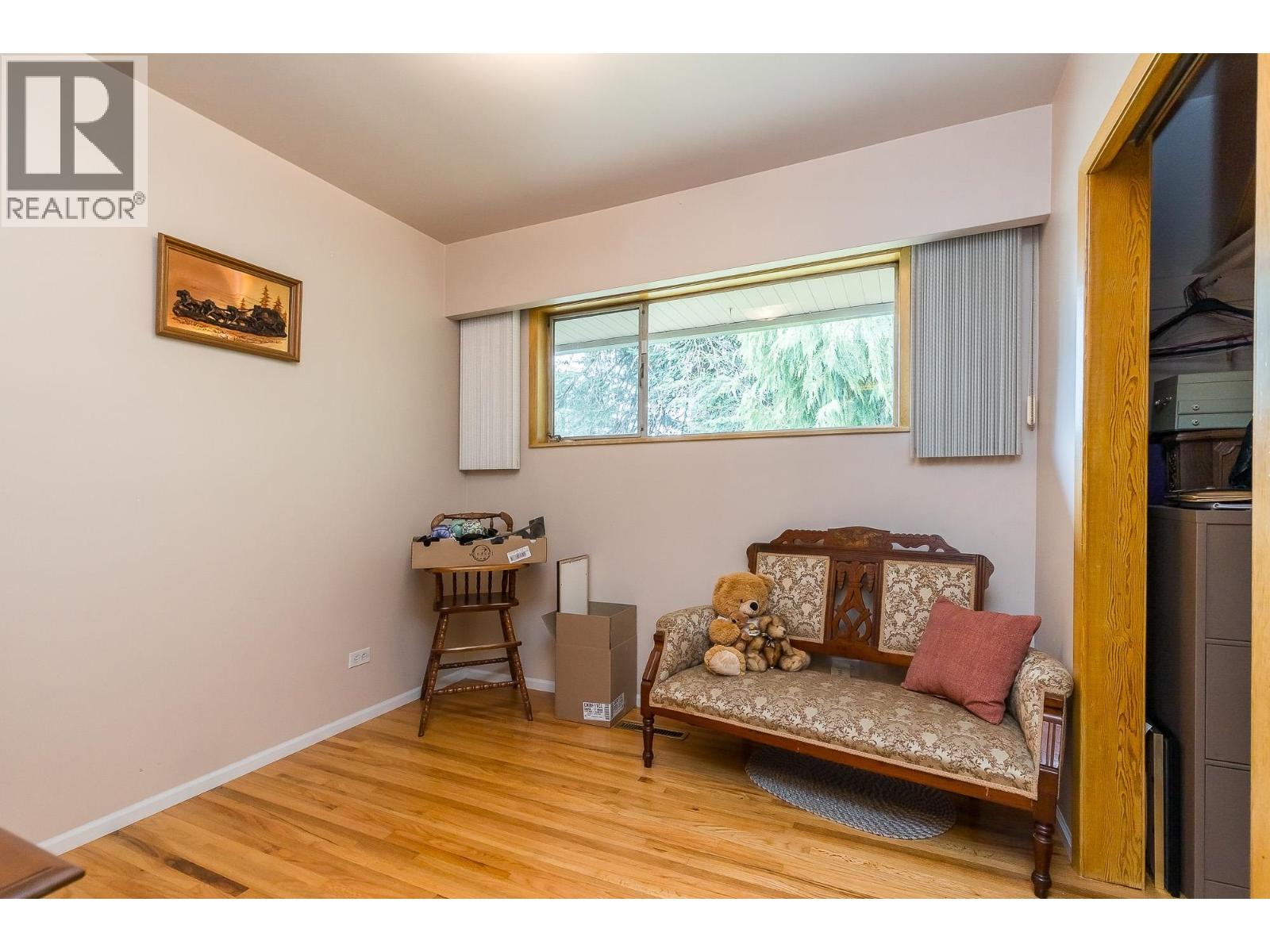 12373 203 Street Property Photo 17