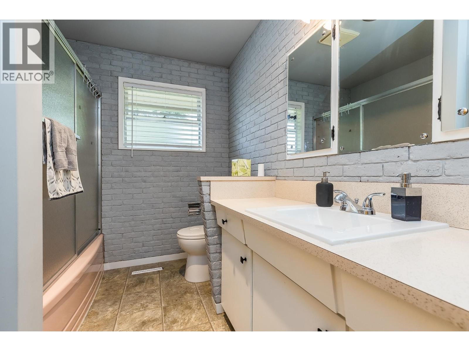 12373 203 Street Property Photo 19
