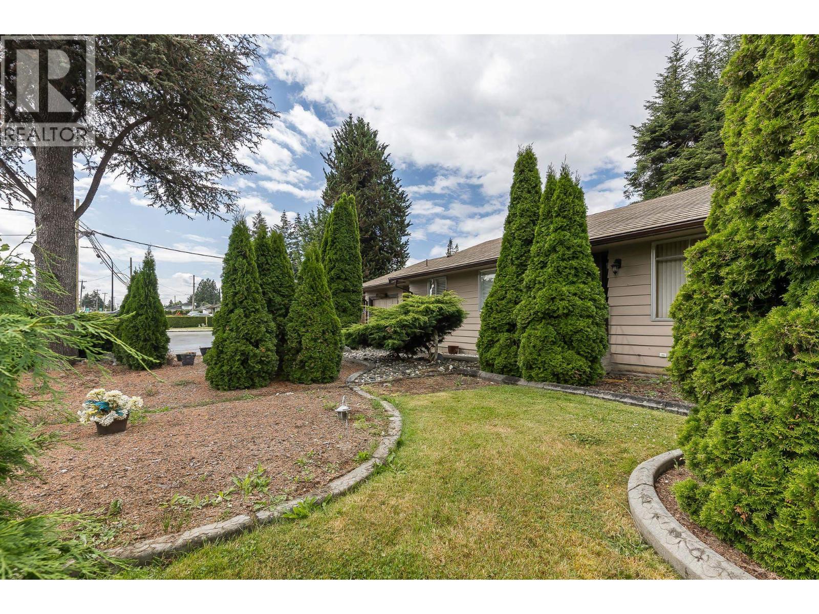 12373 203 Street Property Photo 39