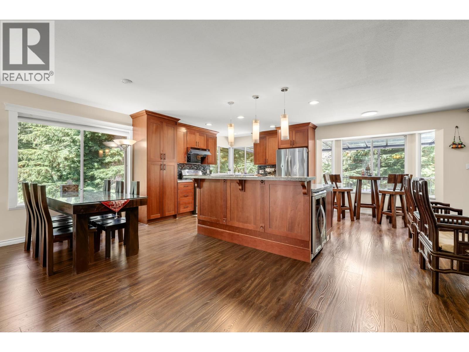 26115 124 Avenue Property Photo 4
