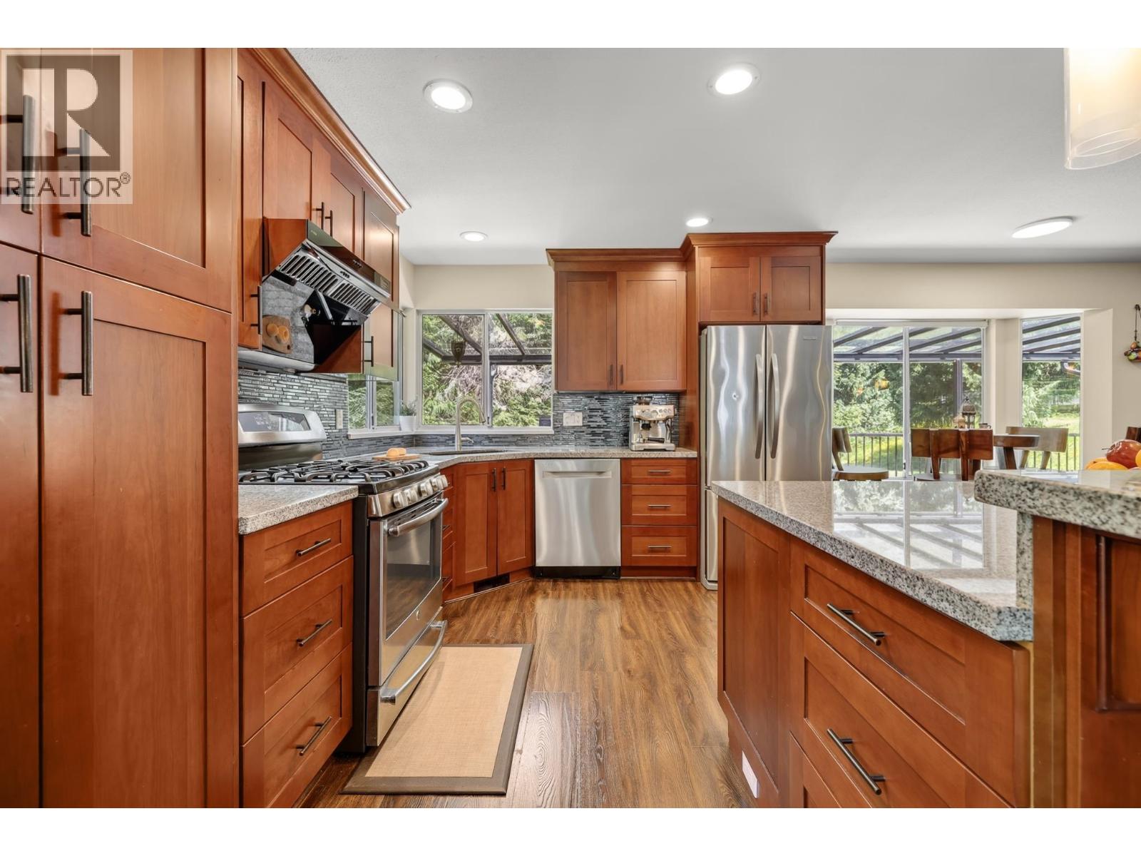 26115 124 Avenue Property Photo 7