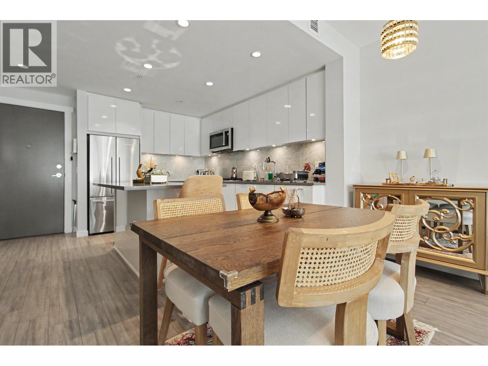 122 2651 Library Lane Property Photo 11