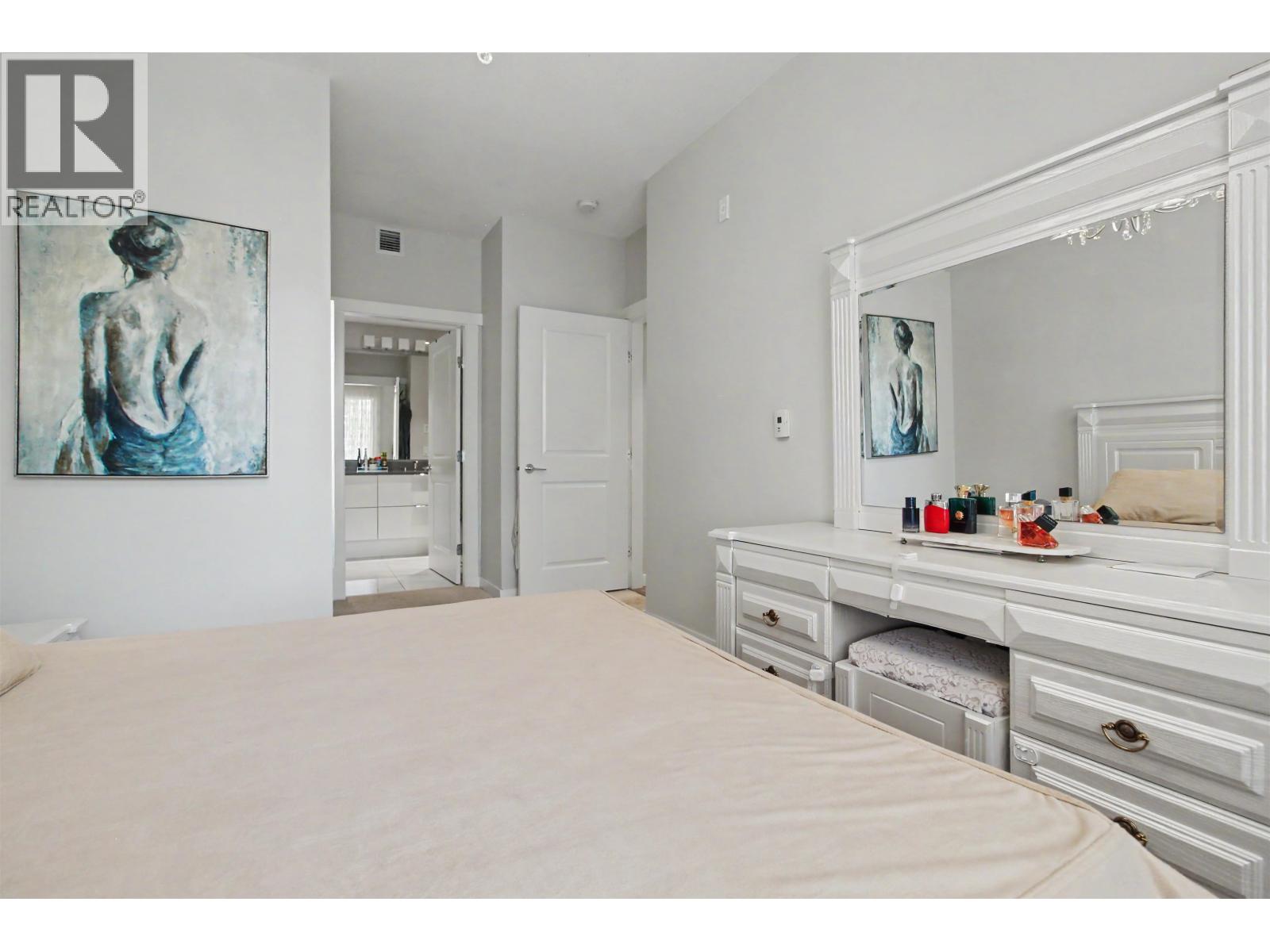122 2651 Library Lane Property Photo 16