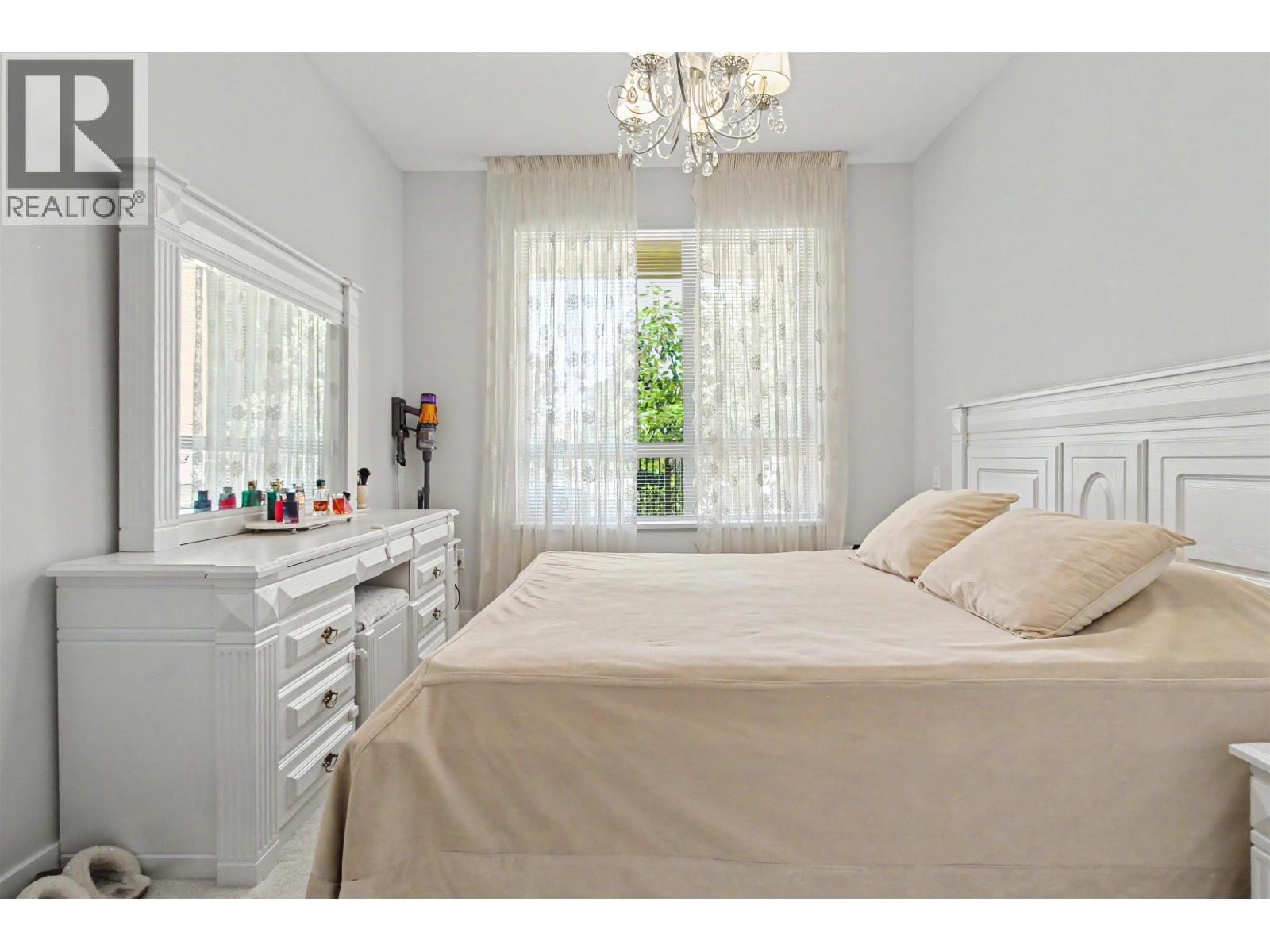 122 2651 Library Lane Property Photo 18