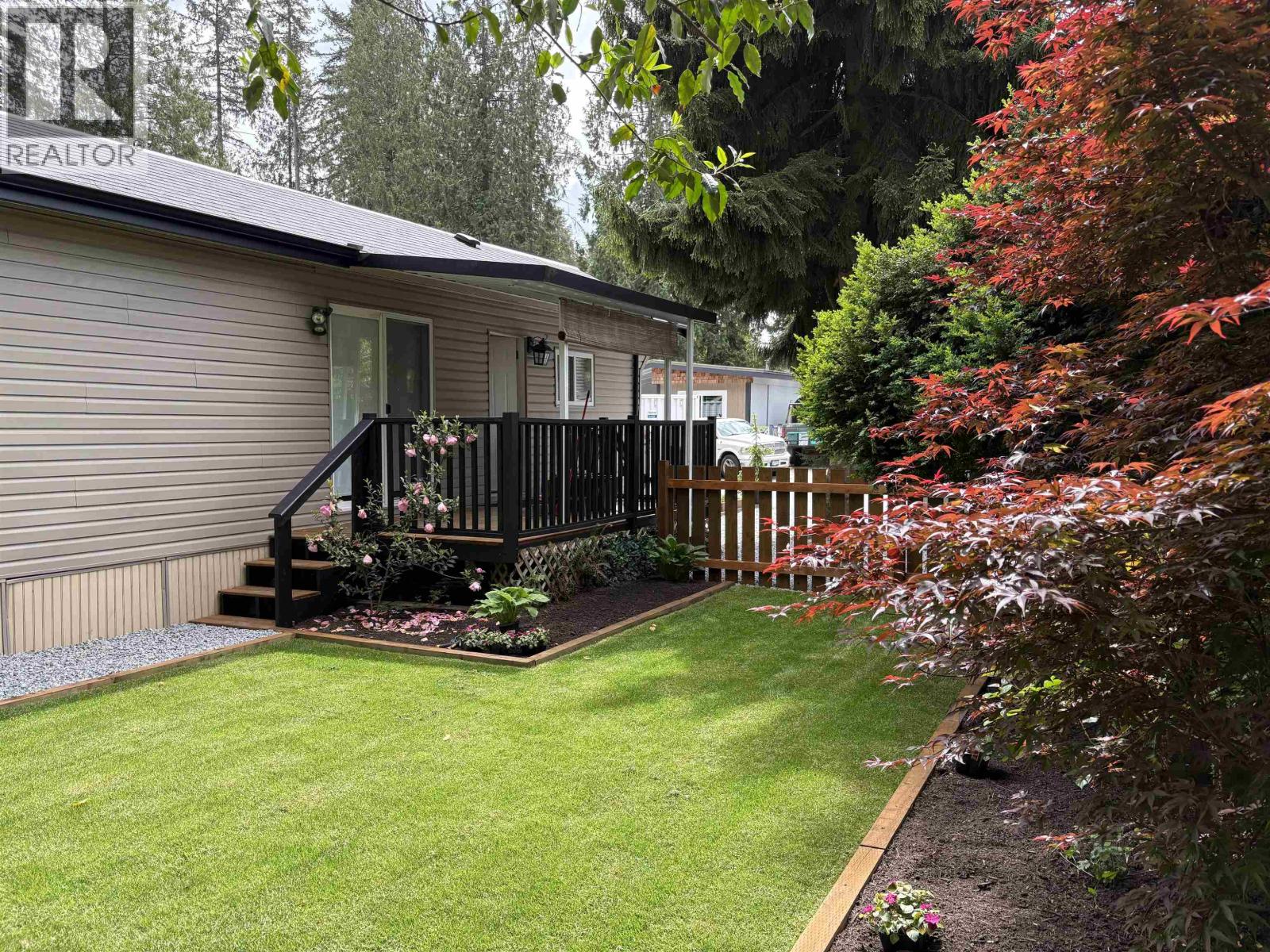 33 23325 Calvin Crescent Property Photo 5