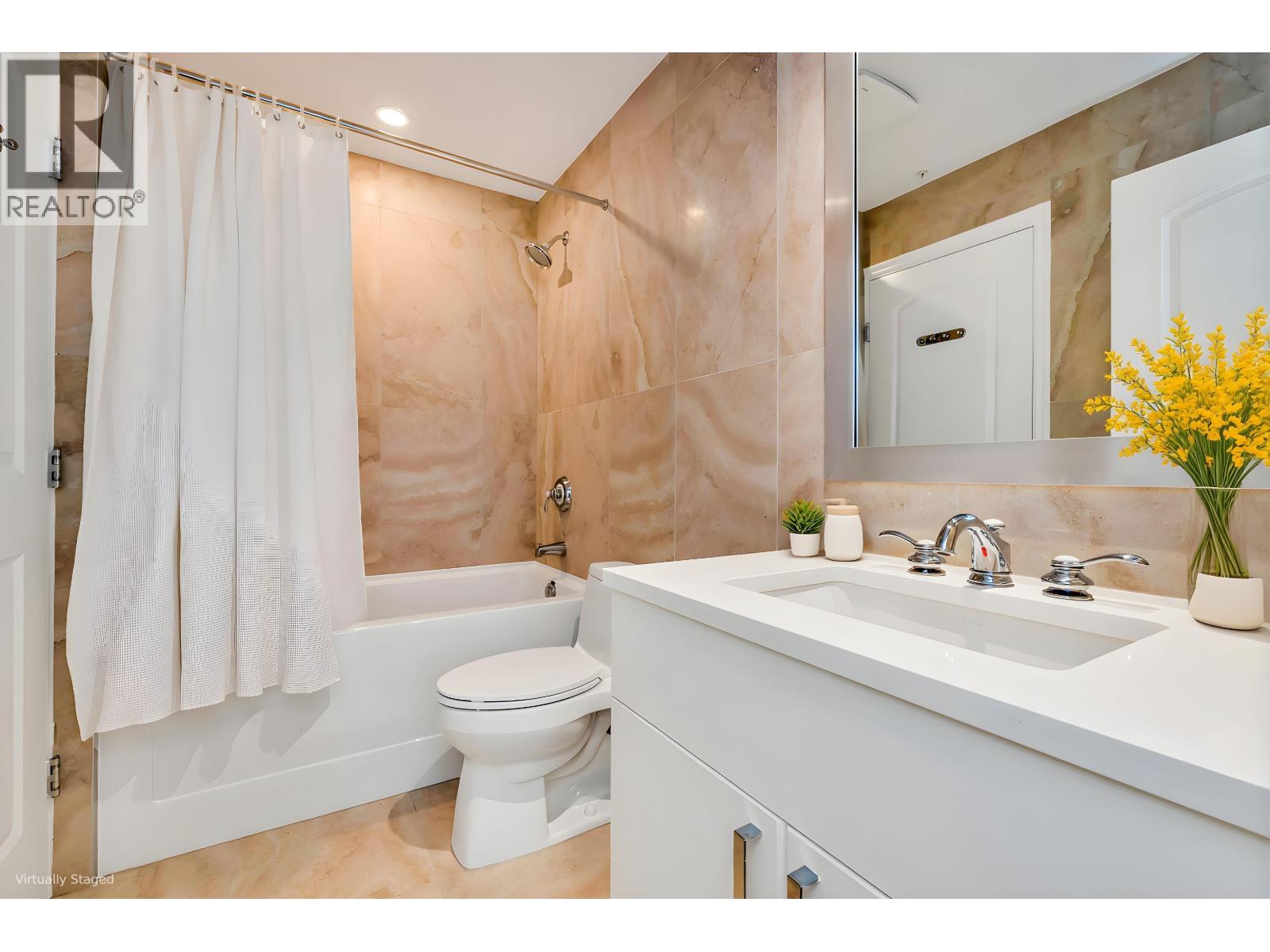 103 185 Victory Ship Way Property Photo 6