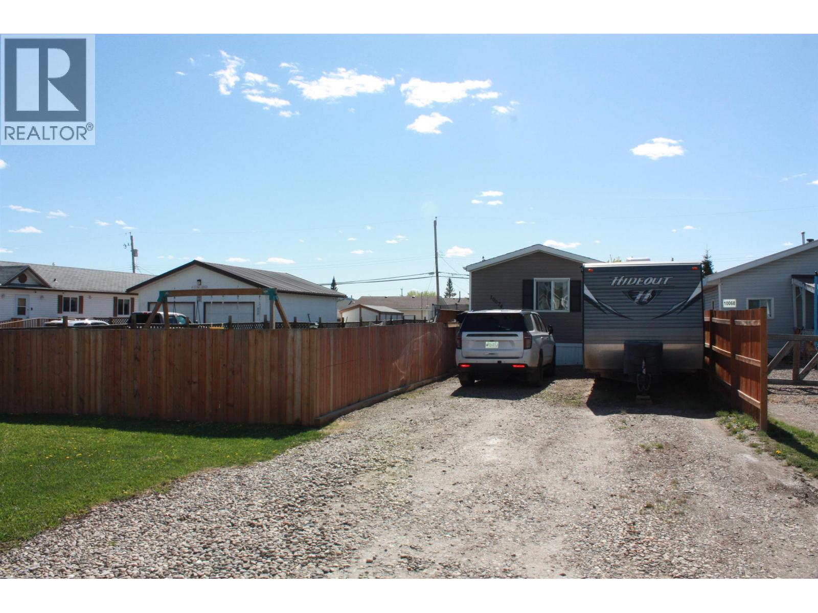 10074 99 Street Property Photo 1